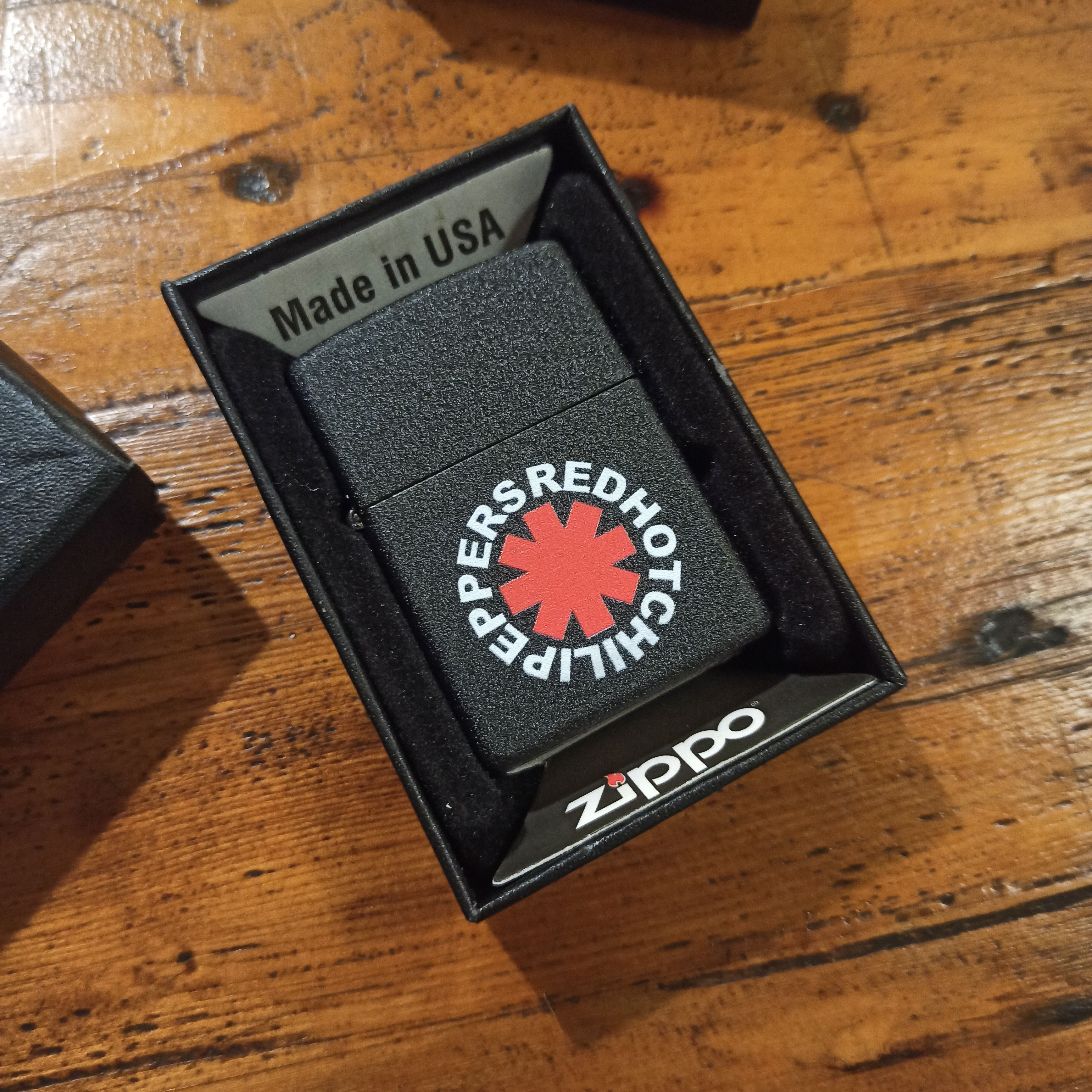 Zippo Red Hot Chilli Peppers Zippo Lighter Size ONE SIZE - 1 Thumbnail