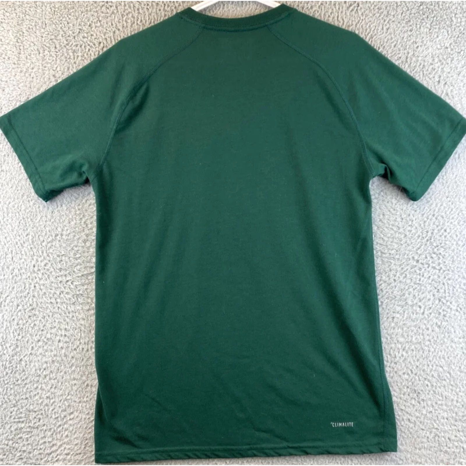 Adidas Adidas Tee Short Sleeve Badge of Sport Tee Men M Green 87-47 Size US 31 - 7 Thumbnail