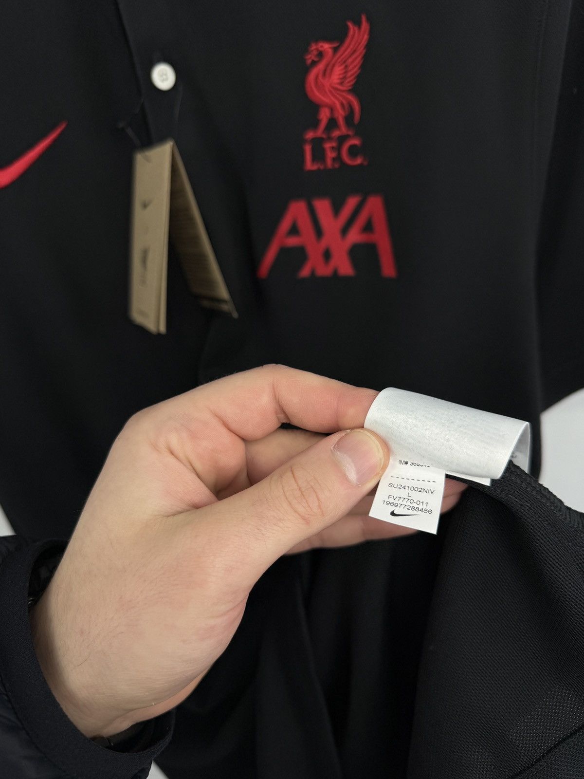 Nike ❗️NEW 🏴󠁧󠁢󠁥󠁮󠁧󠁿 24/25 Nike Liverpool LFC AXA Polo T-Shirt Dri-FIT Size US L / EU 52-54 / 3 - 15 Thumbnail