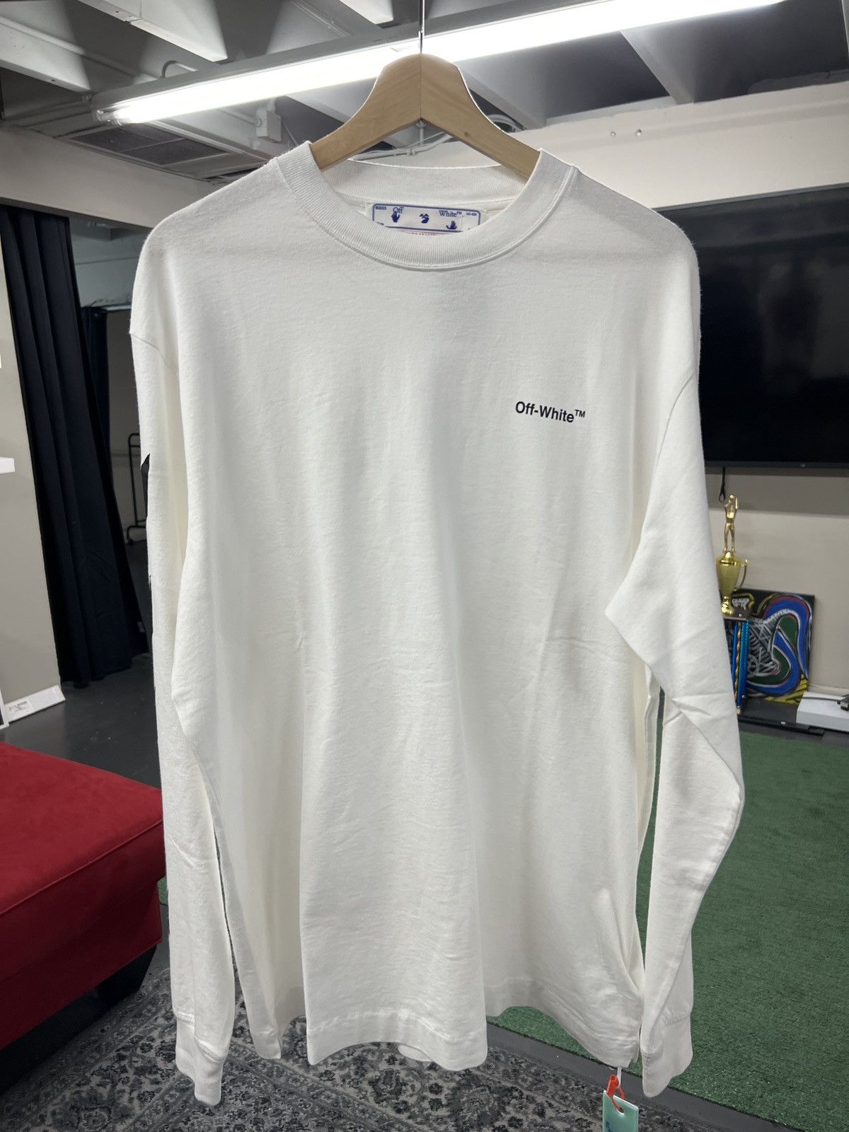 Off-White Off-White Diag Helvetica Skate Long Sleeve Tee Size US XL / EU 56 / 4 - 1 Thumbnail