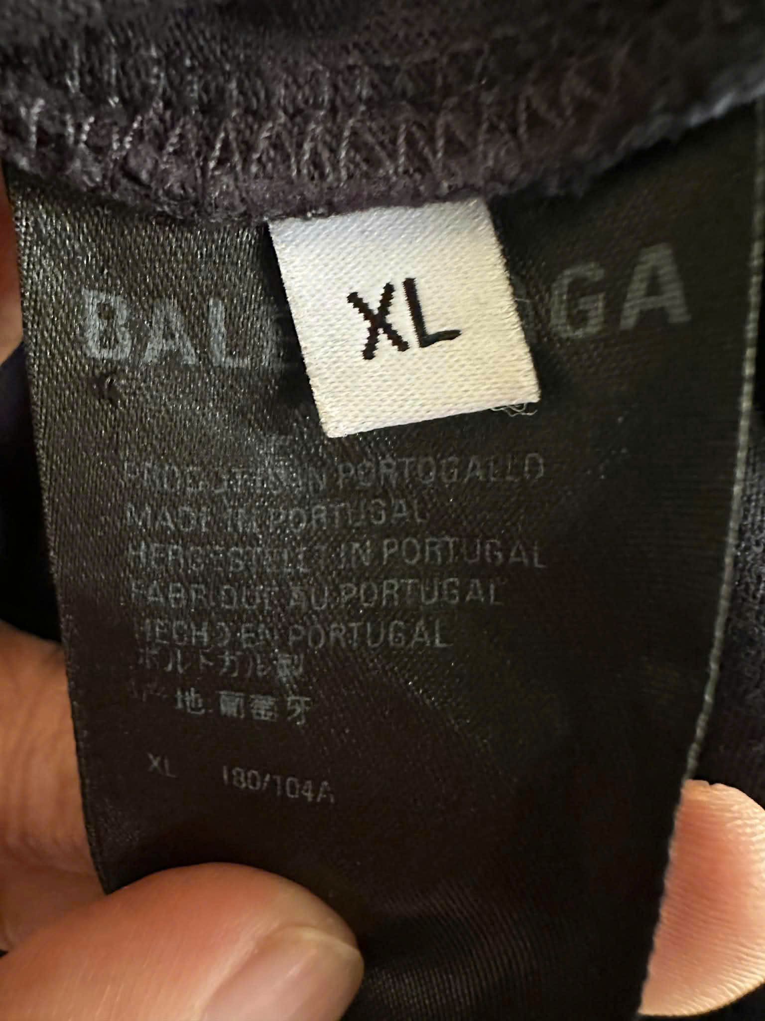 Balenciaga BALENCIAGA T SHIRT Size US XL / EU 56 / 4 - 4 Thumbnail