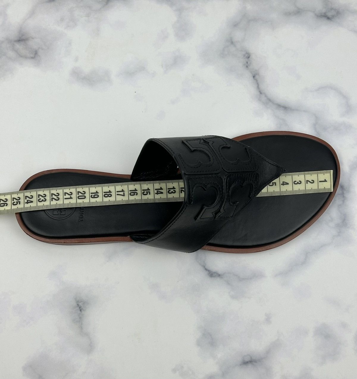 Tory Burch Tory Burch Jamie Black Leather Thong Sandals Logo Flip Flops Size US 7.5 / IT 37.5 - 5 Thumbnail