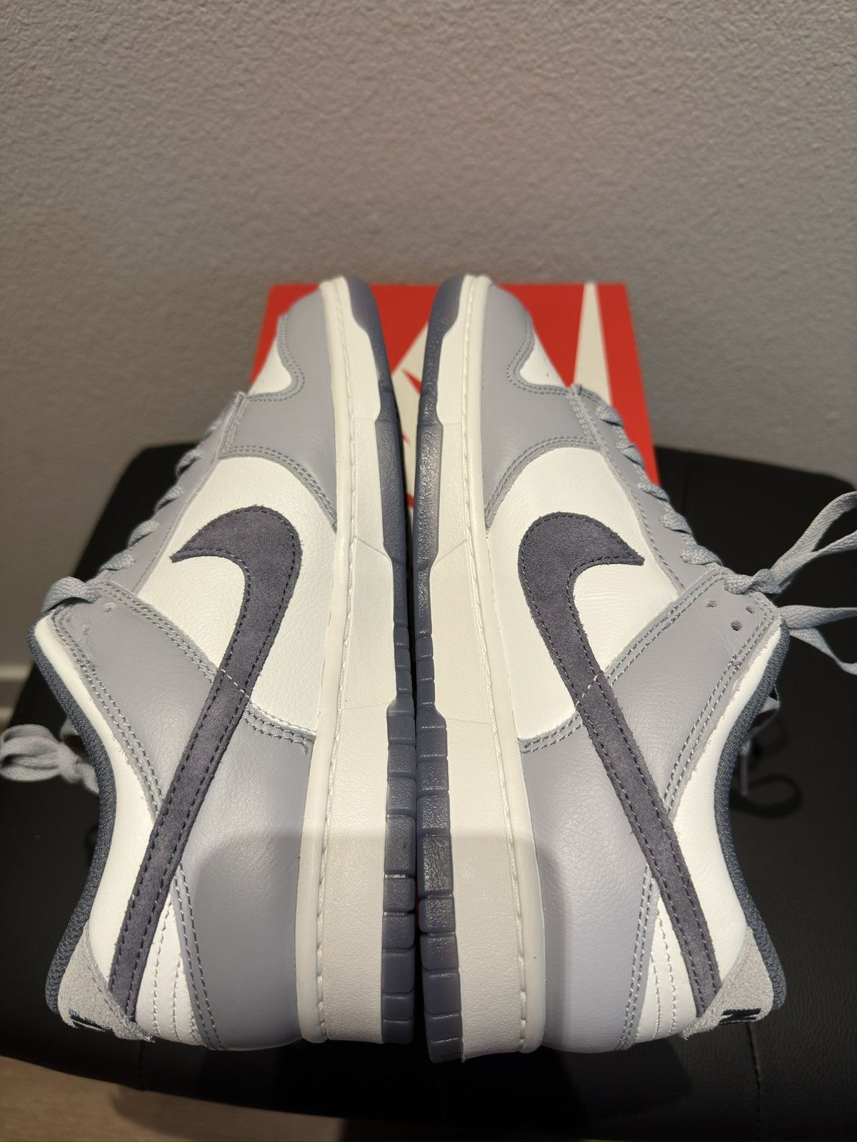 Nike Nike Dunk Low White/Grey SE(special edition) Size US 9 / EU 42 - 7 Thumbnail