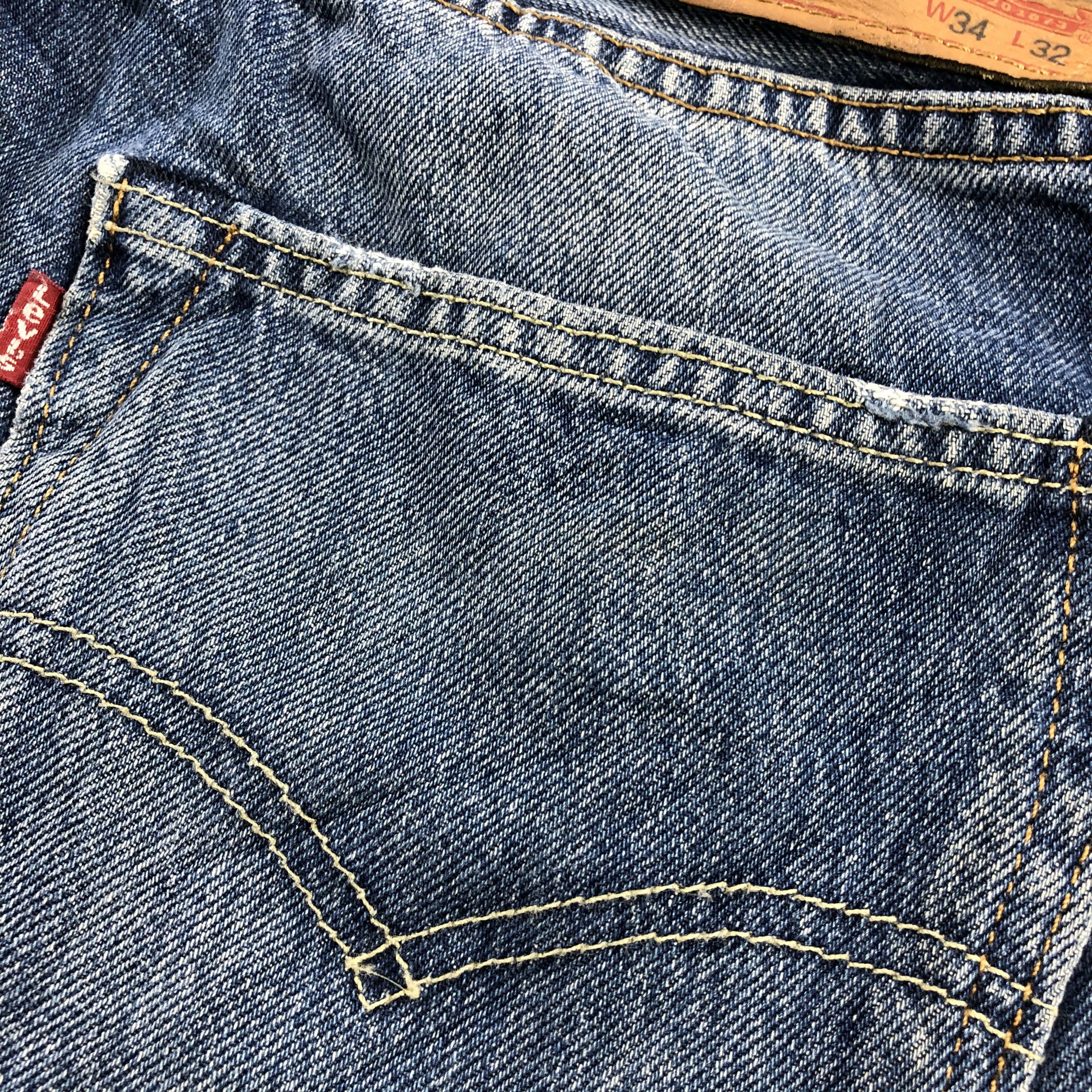 Levi's Vintage Levis 501 Jeans Distress Faded Blue Denim KJ1044 Size US 34 / EU 50 - 11 Thumbnail