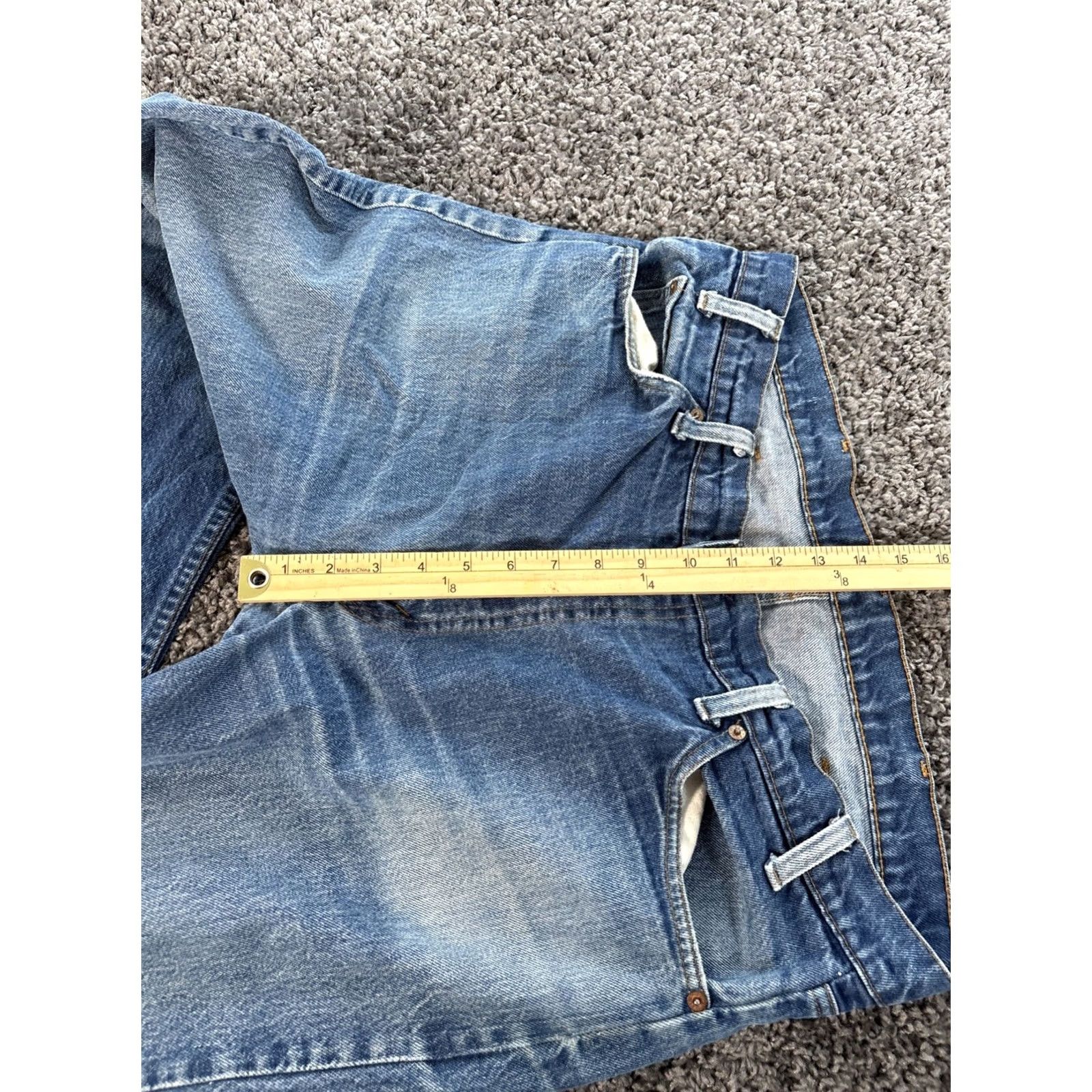 Levi's VINTAGE Levi's 550 Jeans Mens 38x32 Relaxed Tapered 90s Orange Tab Thrashed Med Jeans Mens Blue 90s Bohemian Grunge Festival Southwestern USA Levi's Size US 38 / EU 54 - 5 Thumbnail