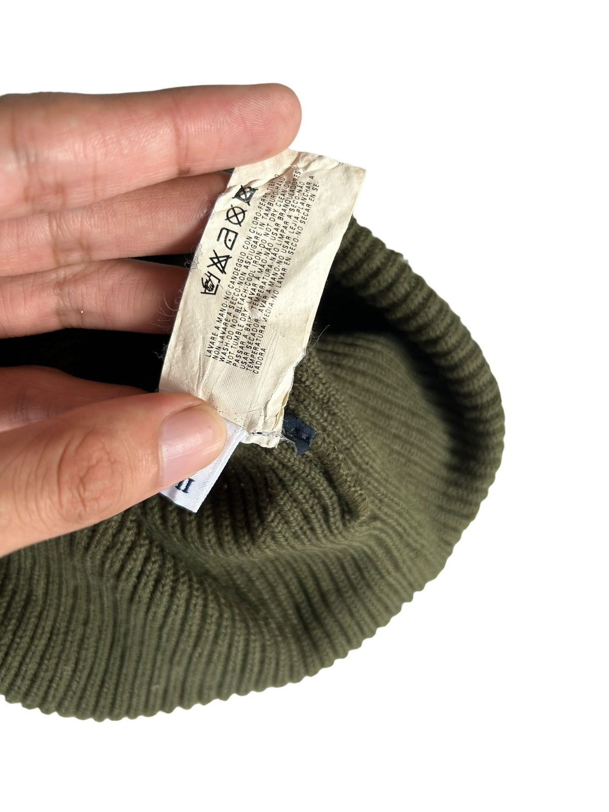 Armani × Designer ARMANI JEANS Distressed Beanie Hats Made in Italy Size ONE SIZE - 17 Thumbnail