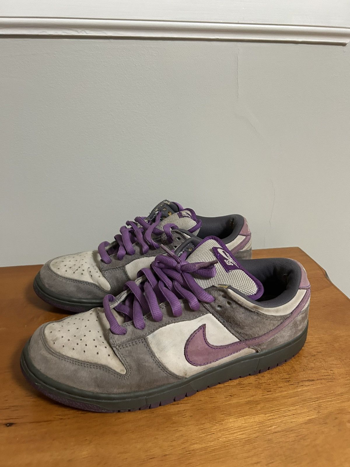 image of Nike Sb Purple Pigeon 2006 10.5 Used Shoes, Men's