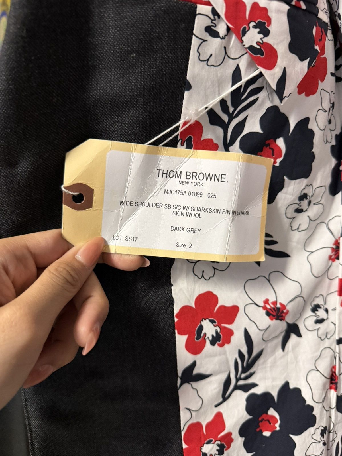 Thom Browne Shark Fin Coat Size US S / EU 44-46 / 1 - 12 Thumbnail
