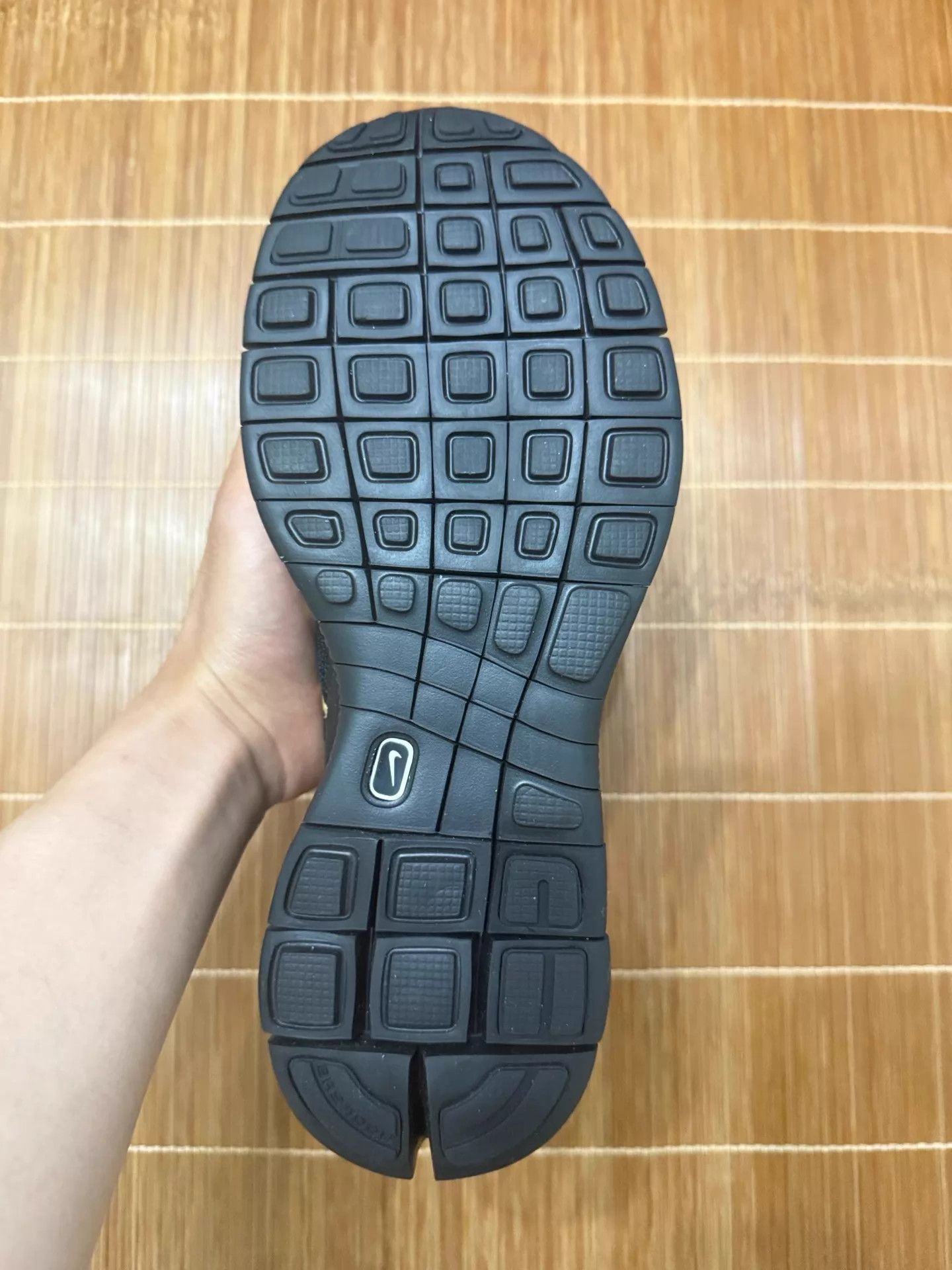 Nike Nike Free Flyknit Mercurial x Balmain Black/Gold 41 (fits 40/40.5) Size US 8 / EU 41 - 4 Thumbnail