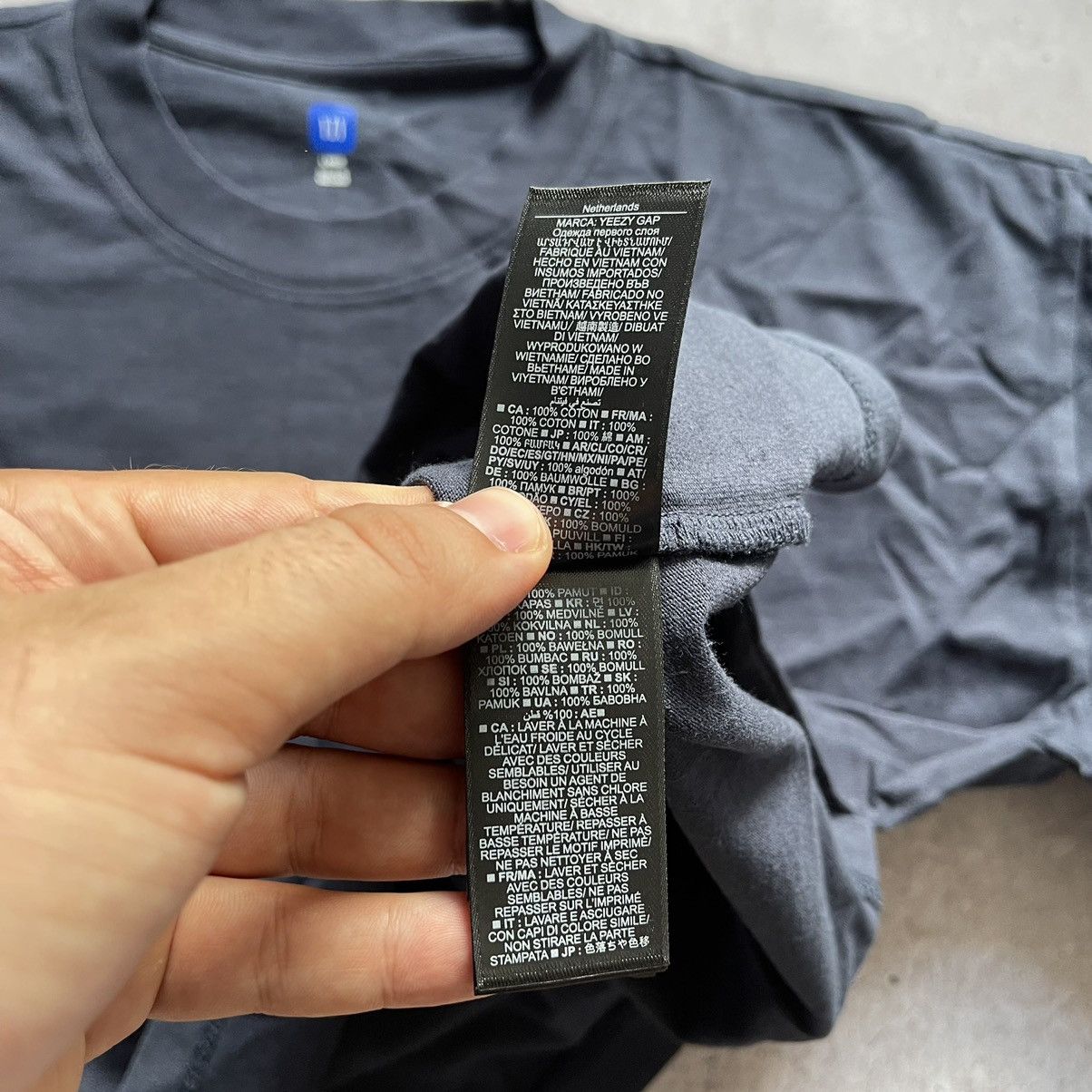 Kanye West Gap YZY t-shirt size L Yeezy Kanye West rare Size US L / EU 52-54 / 3 - 11 Thumbnail