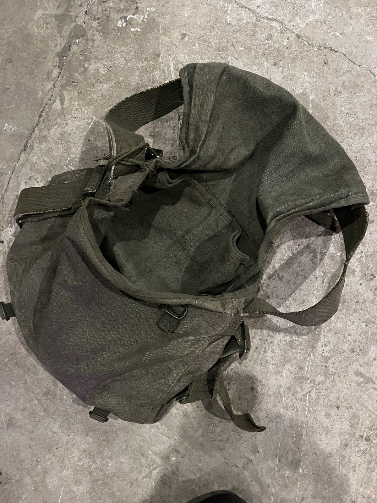 Vintage Vintage Military OD green canvas waist pack Size ONE SIZE - 4 Thumbnail