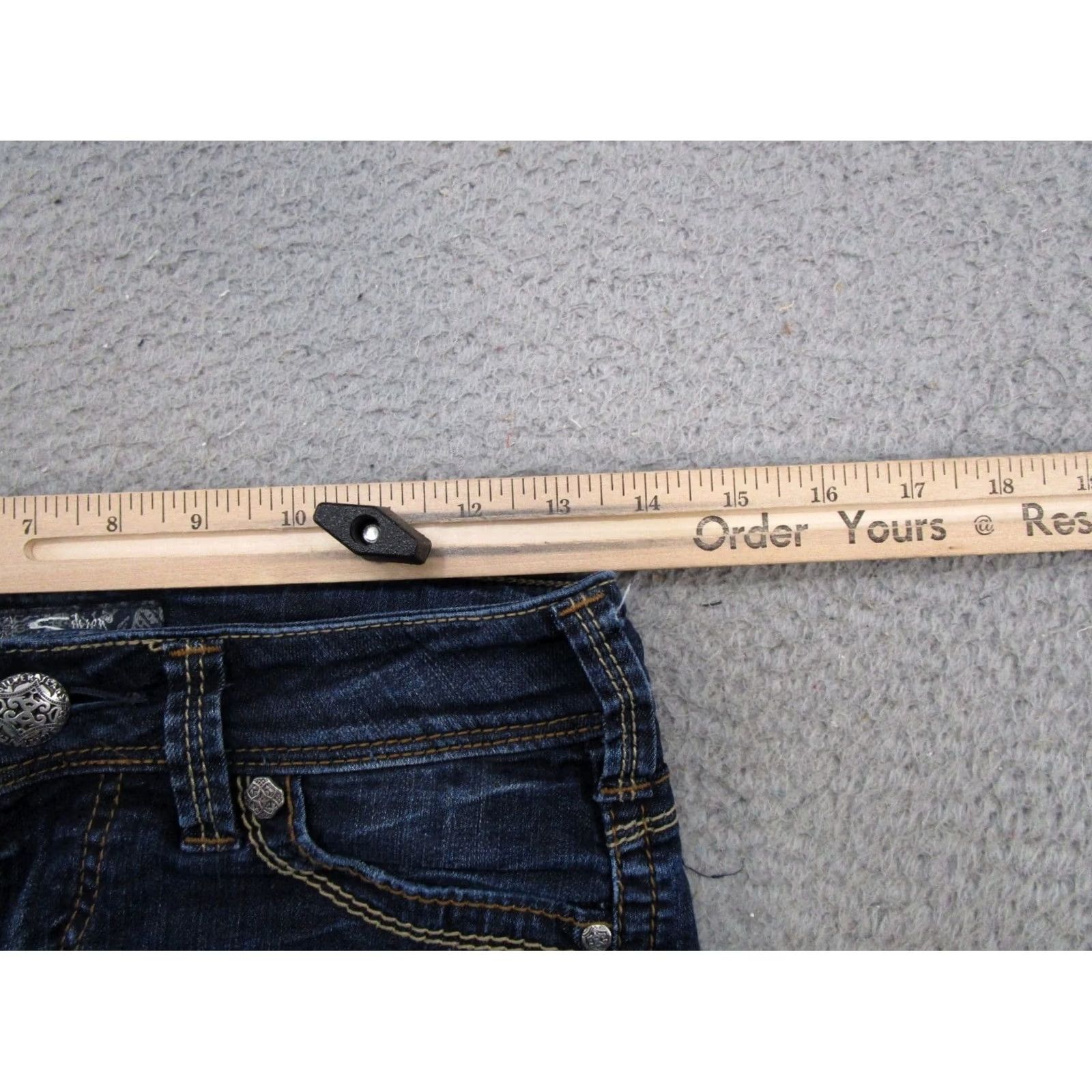 Silver Jeans Co. Silver Jeans Co Frances Jeans 25x31 Dark Wash Denim 5-Pocket Casual Cut Offs Womens Regular Blue Denim Shirt T Size 42" / US 20 - 7 Thumbnail
