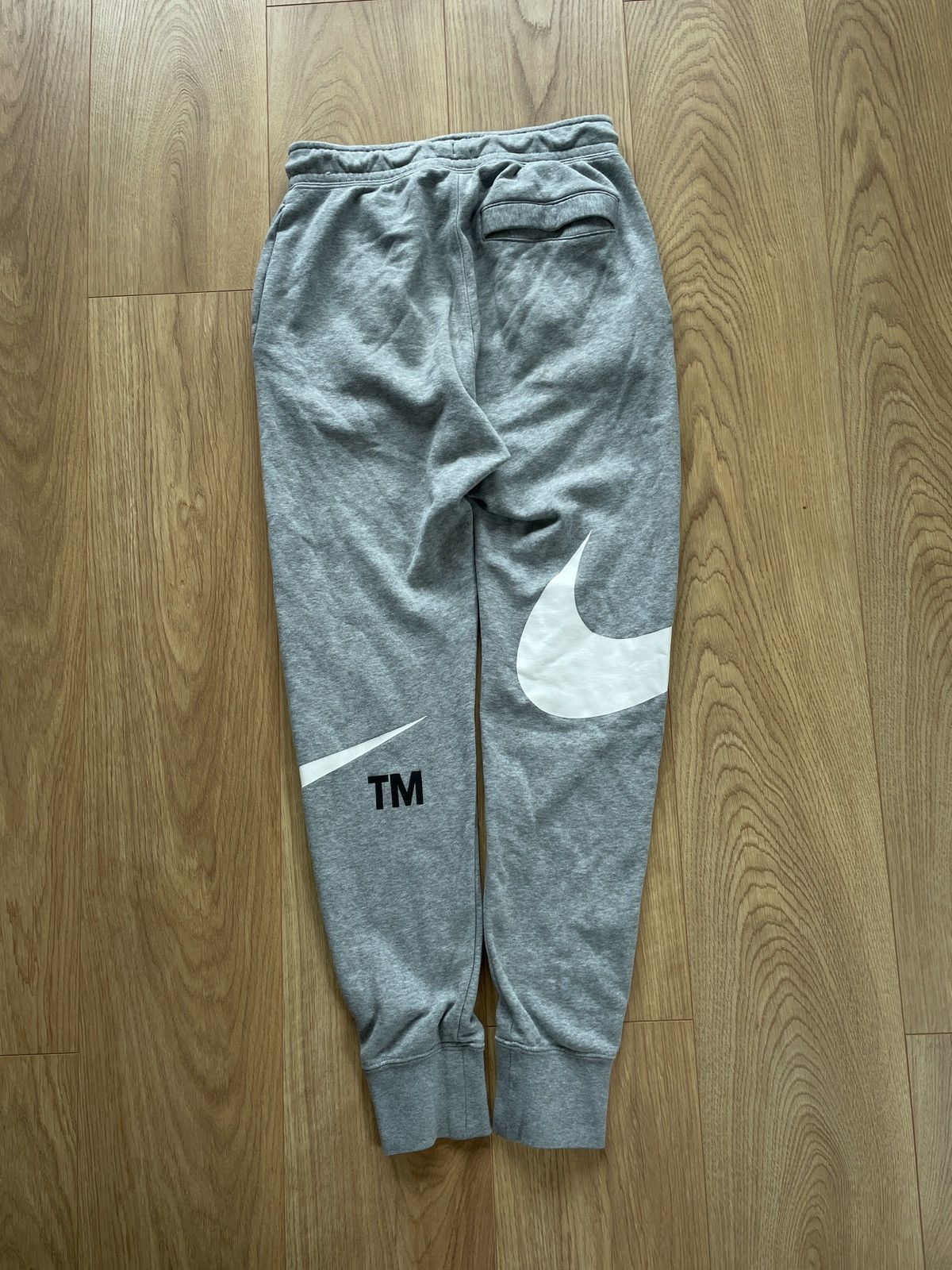 Nike × Vintage Vintage Nike Y2K Swoosh Grey Basic Sweatpants Pants Joggers Size US 30 / EU 46 - 2 Thumbnail