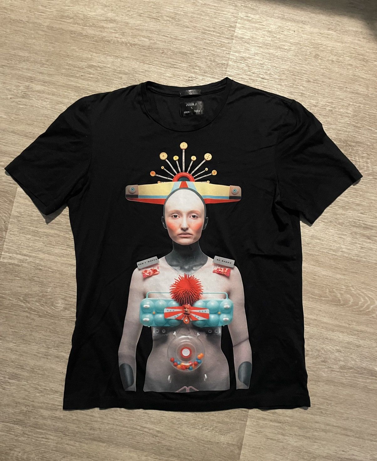 Juun.J Juun.J x AlexandFelix queen robot Size US M / EU 48-50 / 2 - 1 Thumbnail