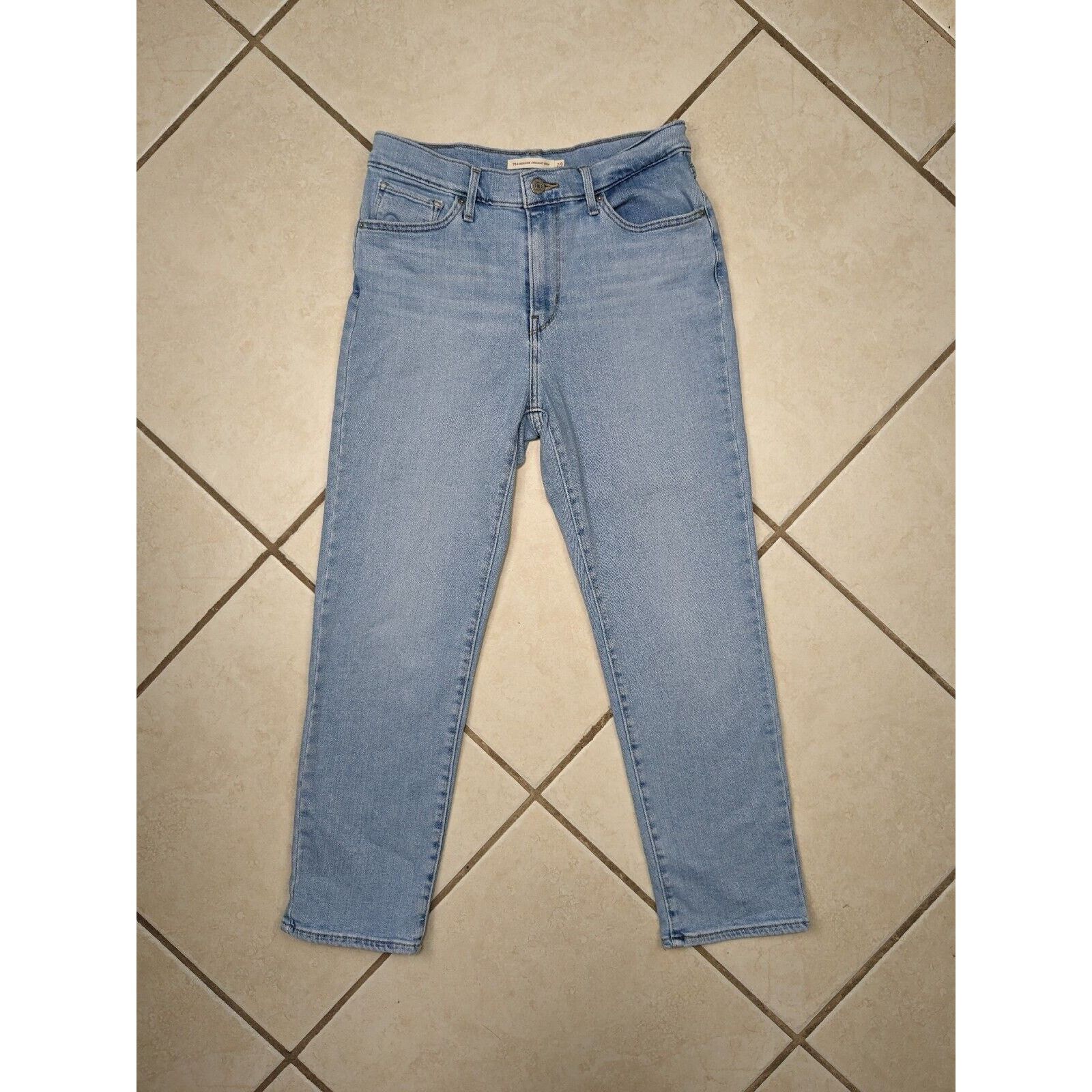 Levi's Levi's Pants Womens 31 Blue 724 High Rise Straight Crop Size 31" - 1 Thumbnail