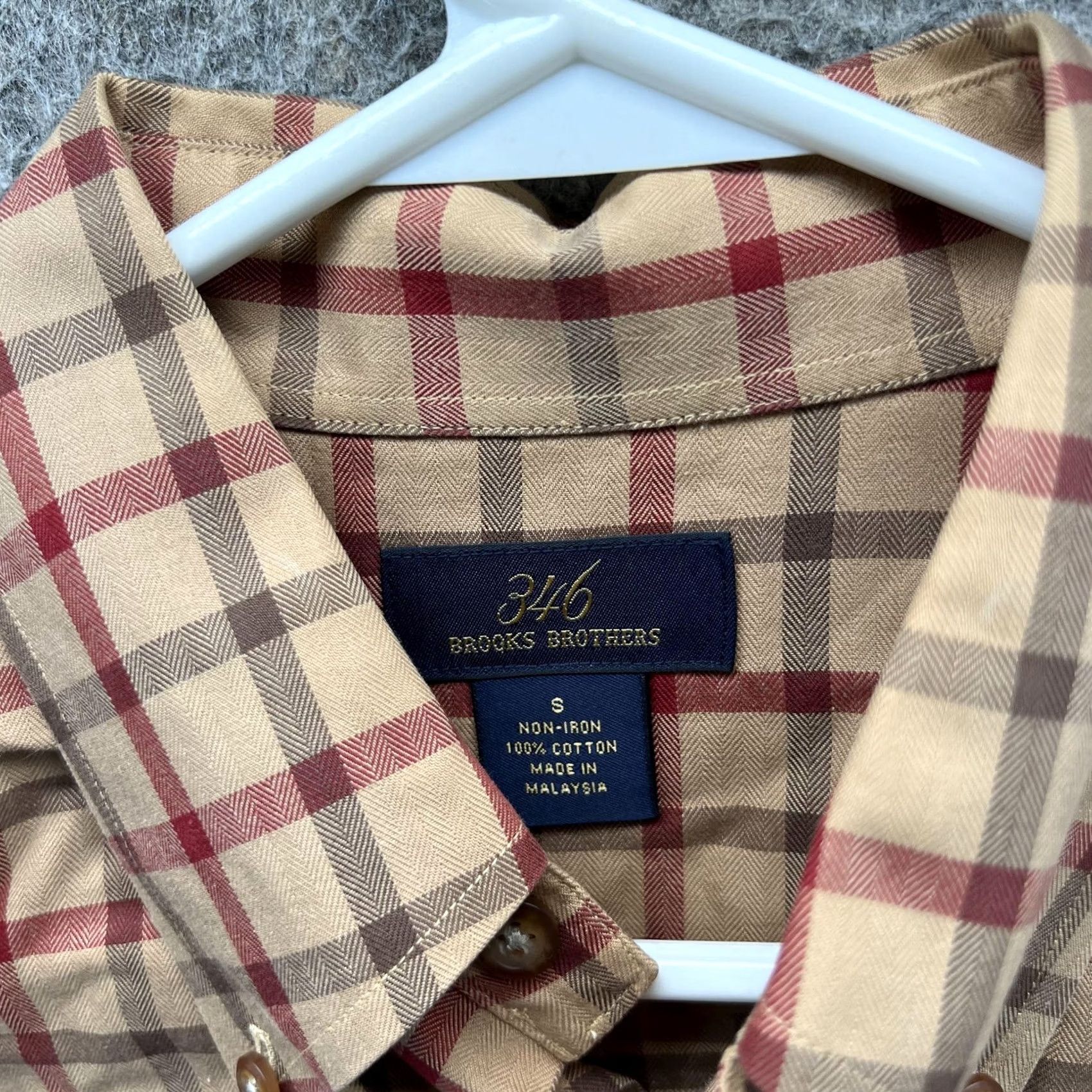 Brooks Brothers Brooks Brothers Dress Shirt Mens Small Beige Plaid Non Iron 346 Button Down Size 36R - 5 Thumbnail