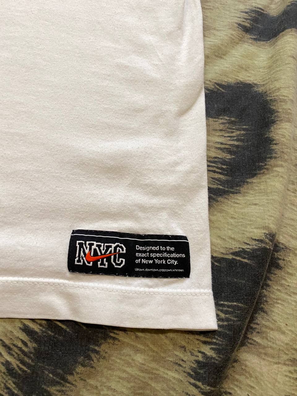 Nike Y2K Nike T-shirt big print Vintage streetwear Size US S / EU 44-46 / 1 - 5 Thumbnail