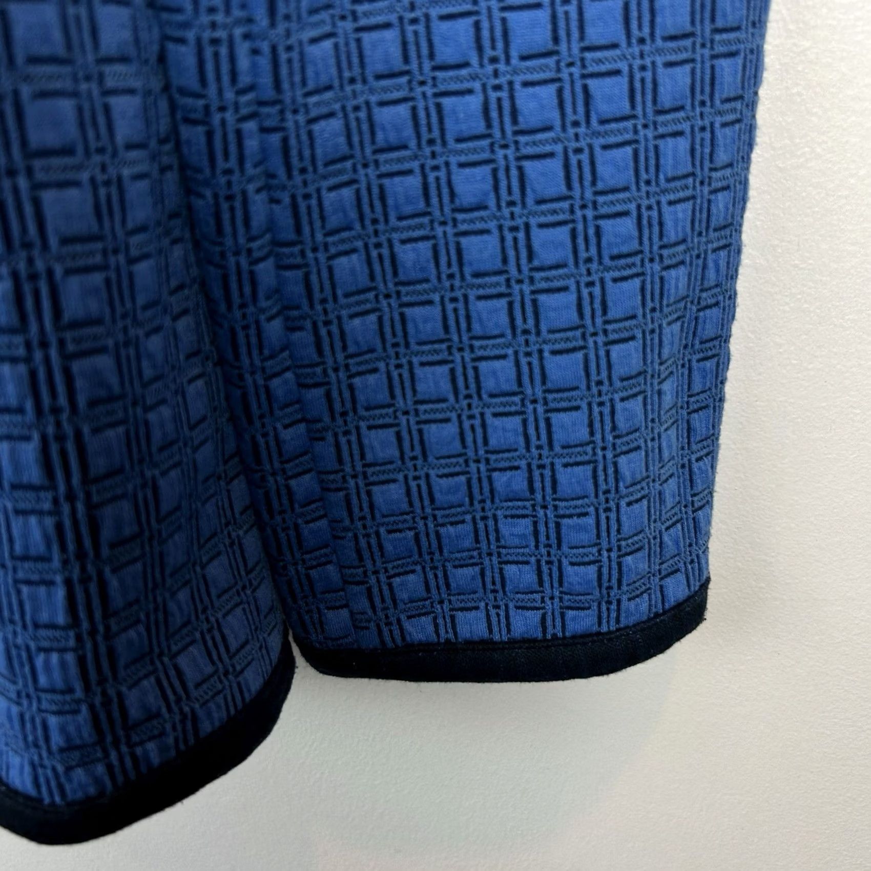 Vintage CAbi Scholarship Blazer Medium Blue Geometric Print Ponte Knit Style 6027 Office Women Size M / US 6-8 / IT 42-44 - 7 Thumbnail