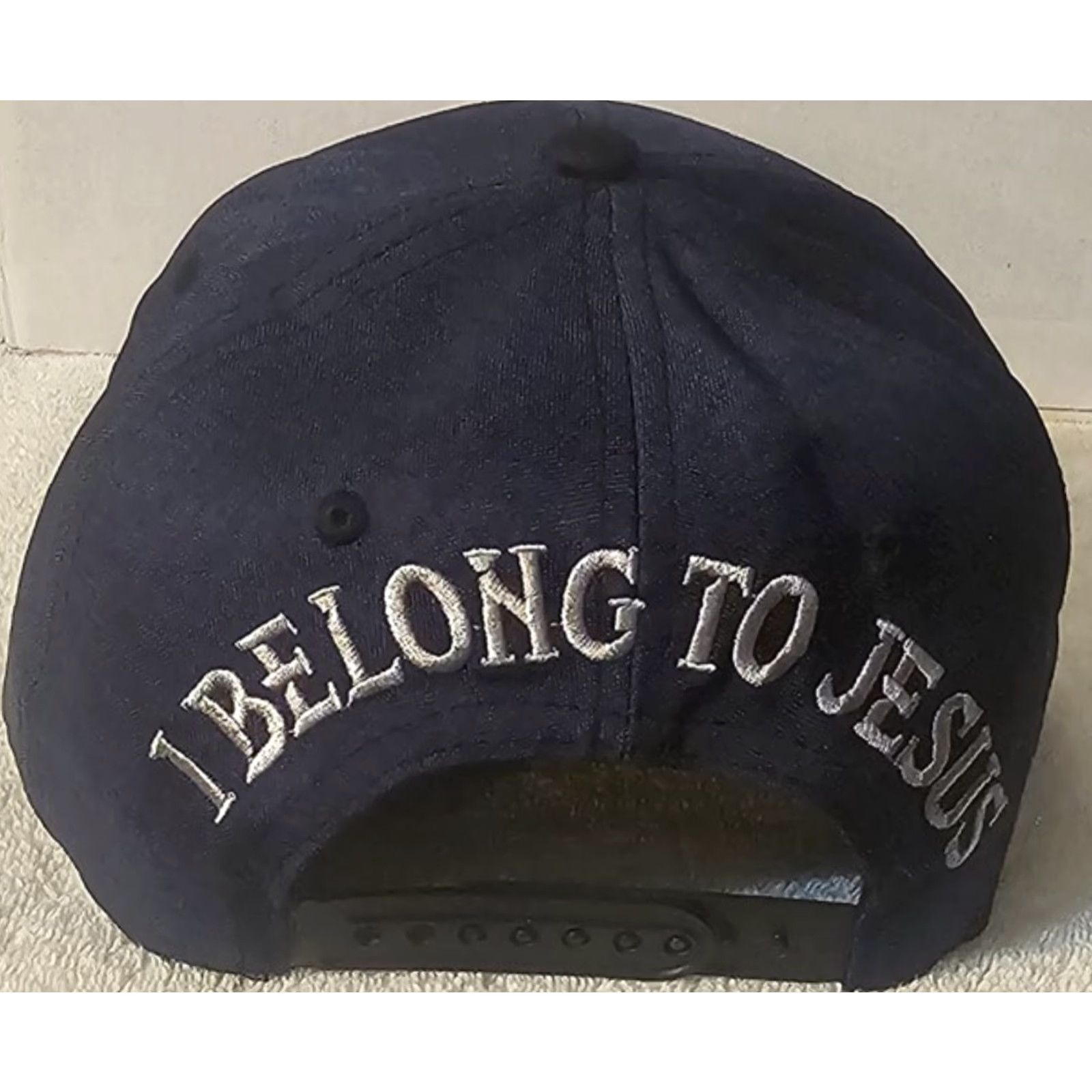 Vintage CROSS BACK OFF DEVIL I BELONG TO JESUS RELIGIOUS SNAPBACK BASEBALL CAP Size ONE SIZE - 2 Thumbnail