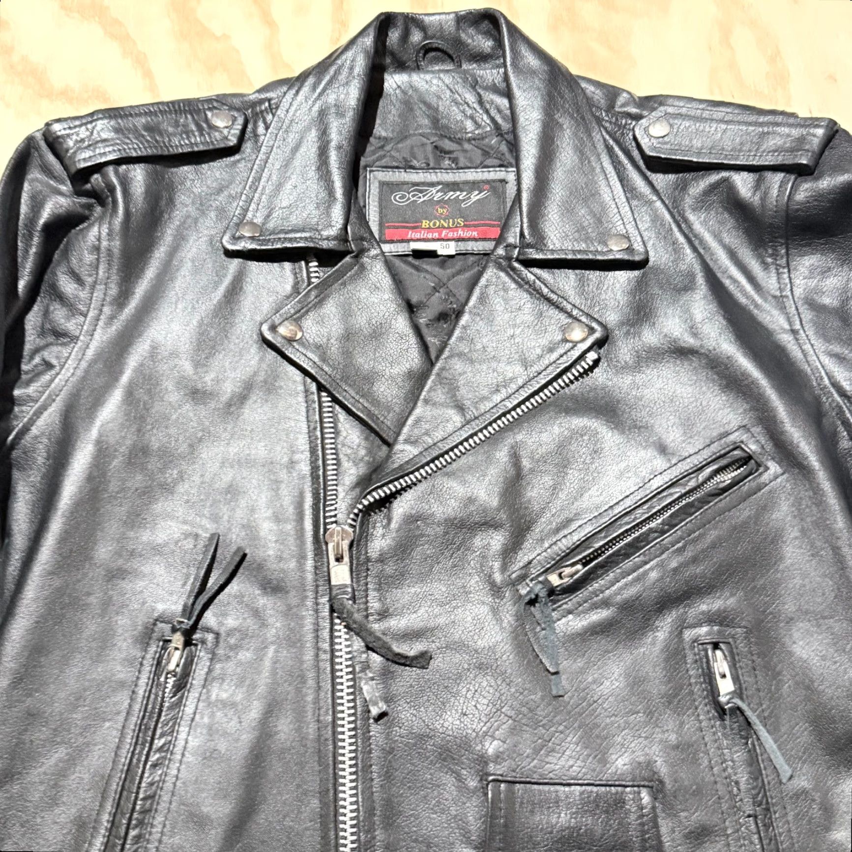 Vintage VINTAGE Bonus Italian Fashion Black Leather Biker Jacket with Zipper Pockets Men's Size 50 Size US M / EU 48-50 / 2 - 5 Thumbnail