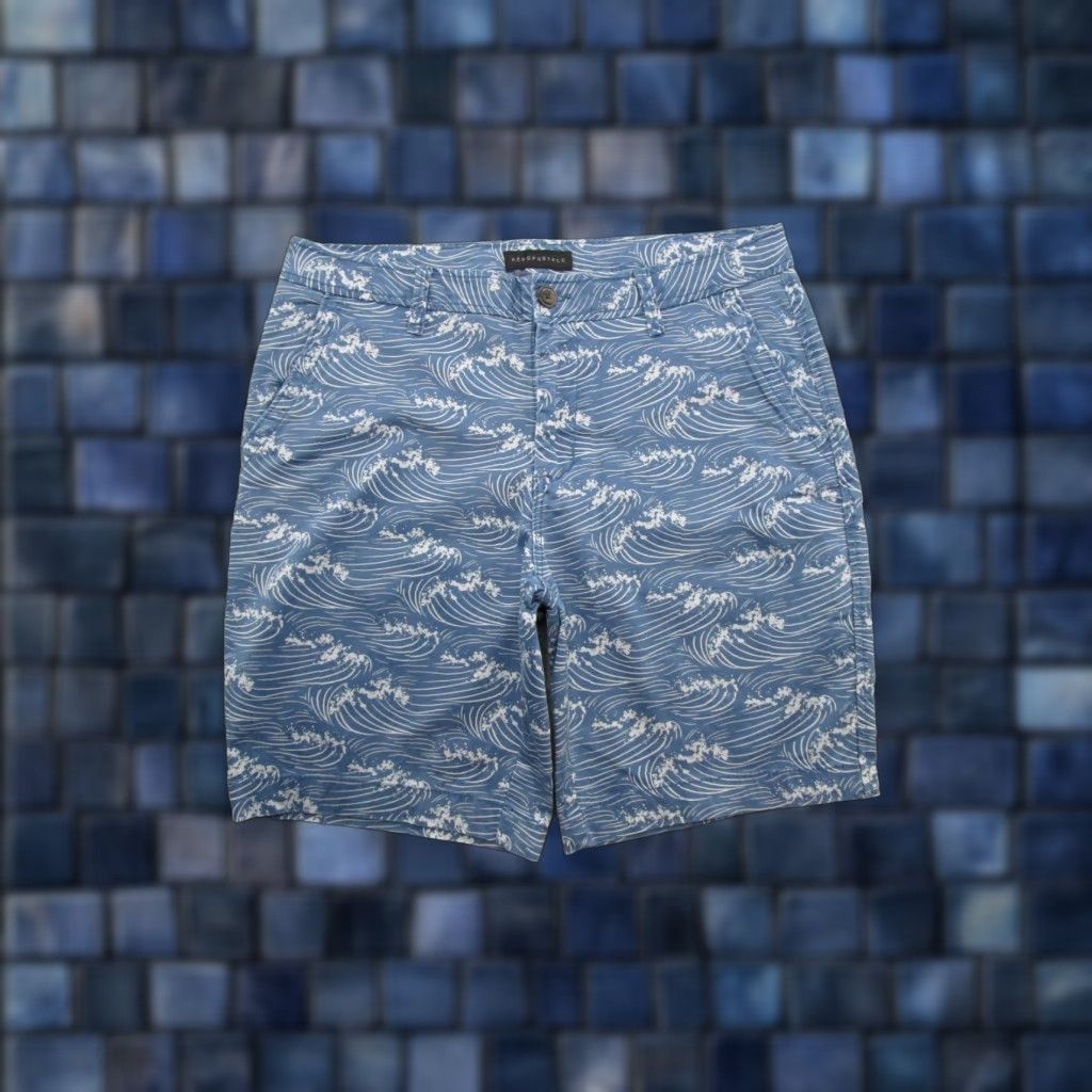 Vintage Aéropostale Men Blue Waves Geometric Chino Outdoors Shorts Beach Size 32 Men Size US 32 / EU 48 - 1 Thumbnail