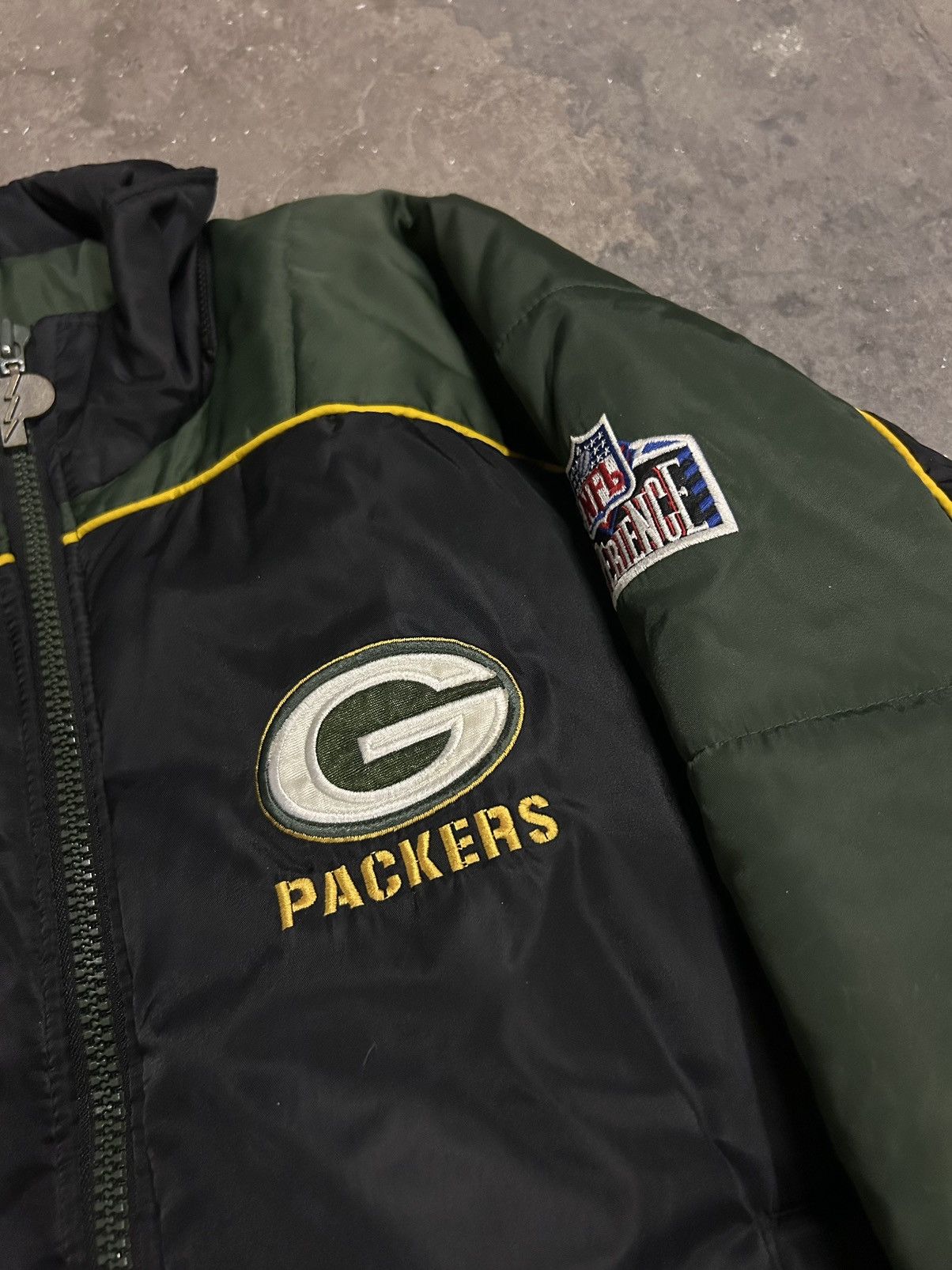 NFL × Pro Player × Vintage Vintage Bomber jacket NFL Pro Player G Packer Size US M / EU 48-50 / 2 - 5 Thumbnail