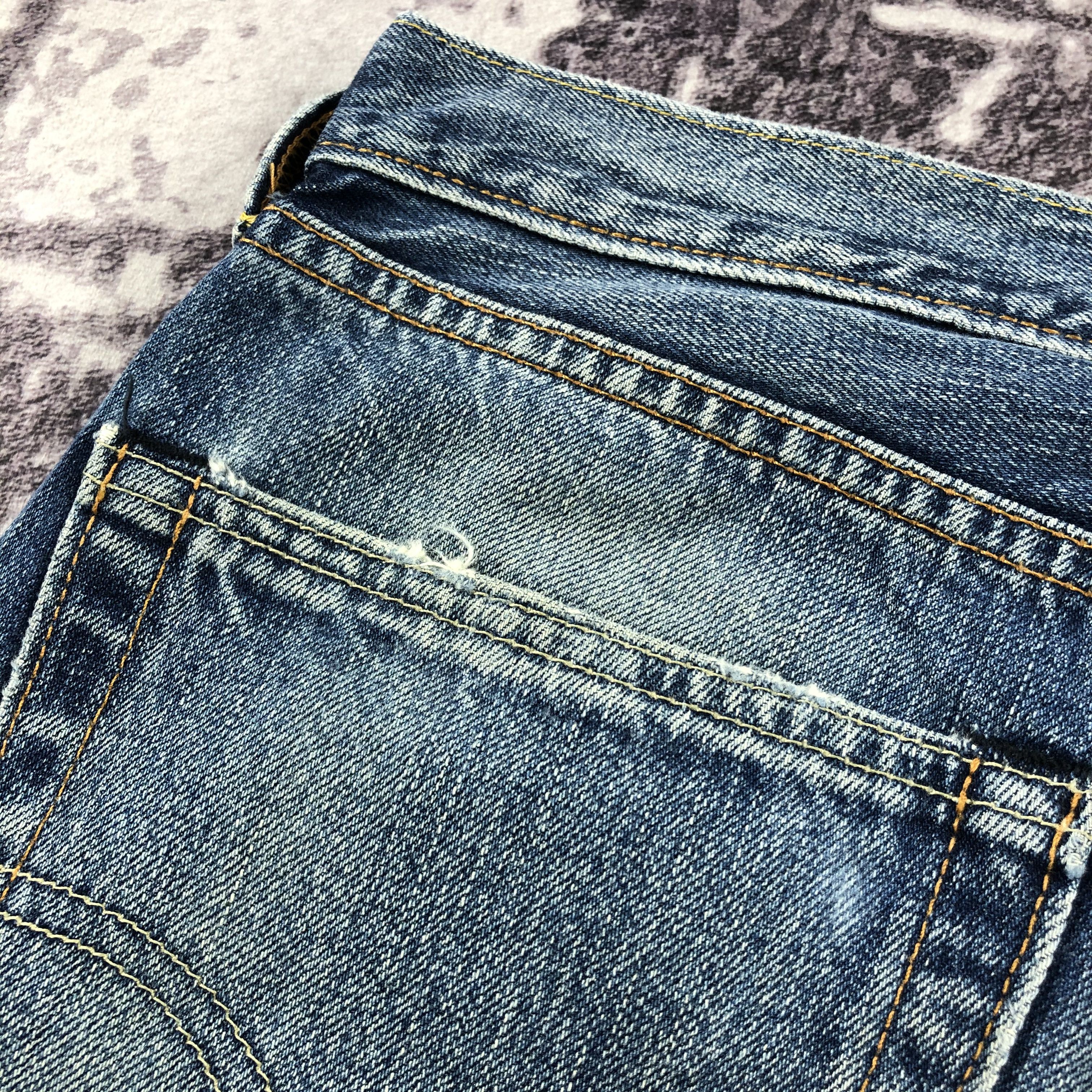 Levi's × Vintage Vintage Blue Wash Levis 505 Jeans-JM2210 Size US 35 - 7 Thumbnail