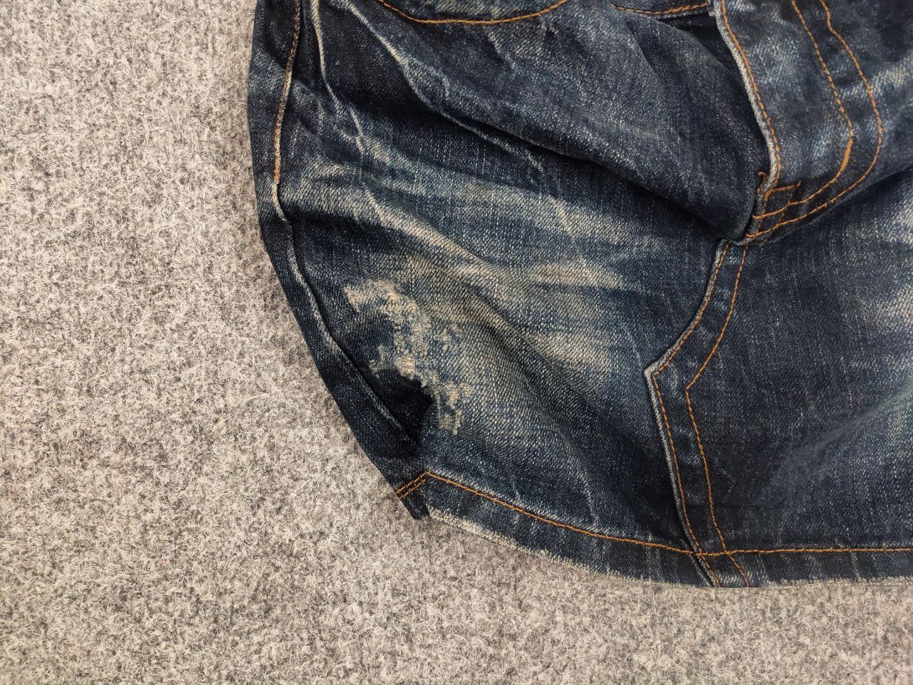 Japanese Brand Vintage Opium Y2K Bondage Distressed Washed Denim Mini Skirt Size 28" / US 6 / IT 42 - 5 Thumbnail