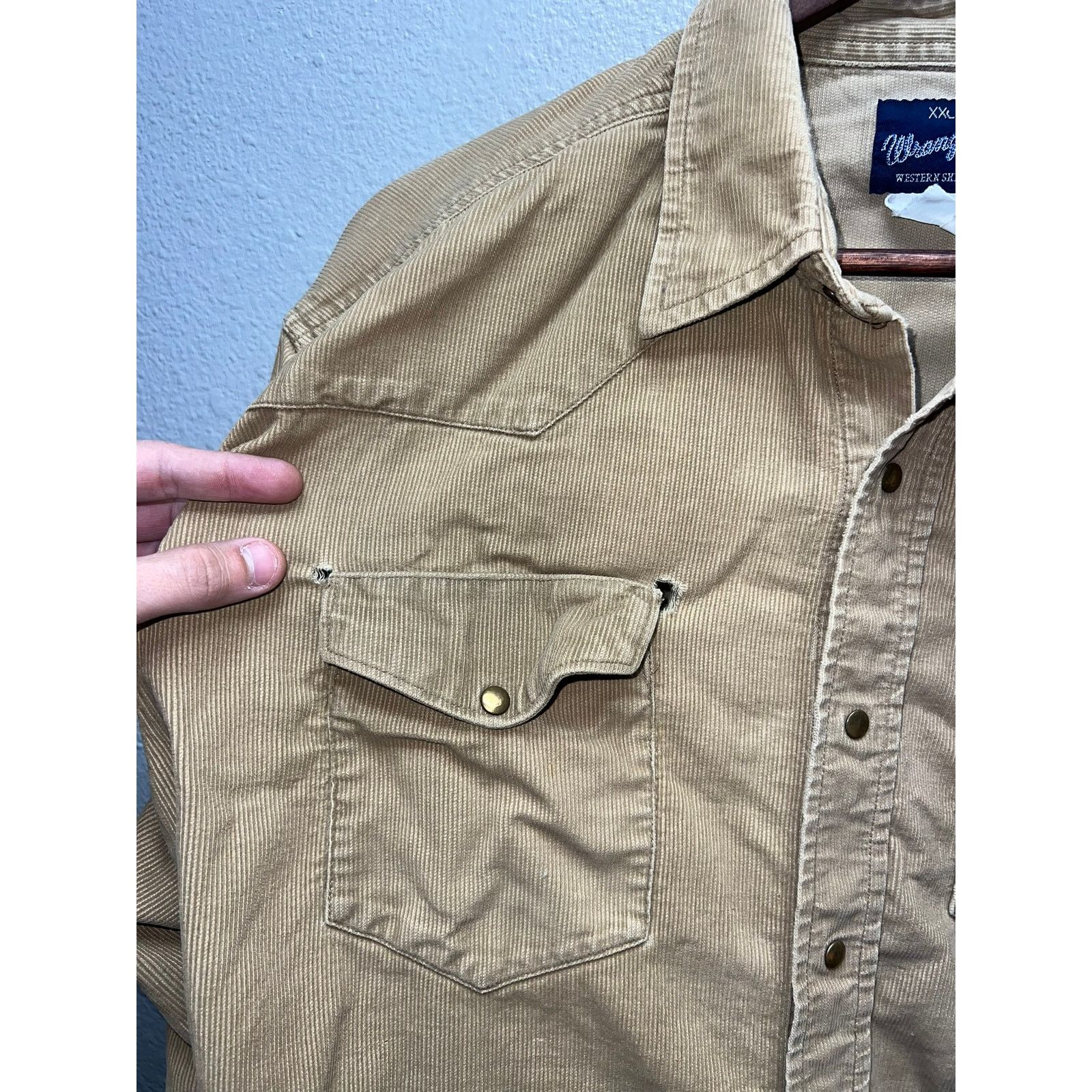 Wrangler Vintage Wrangler Corduroy Shirt Button Up Distressed HOLES X Size US XL / EU 56 / 4 - 5 Thumbnail
