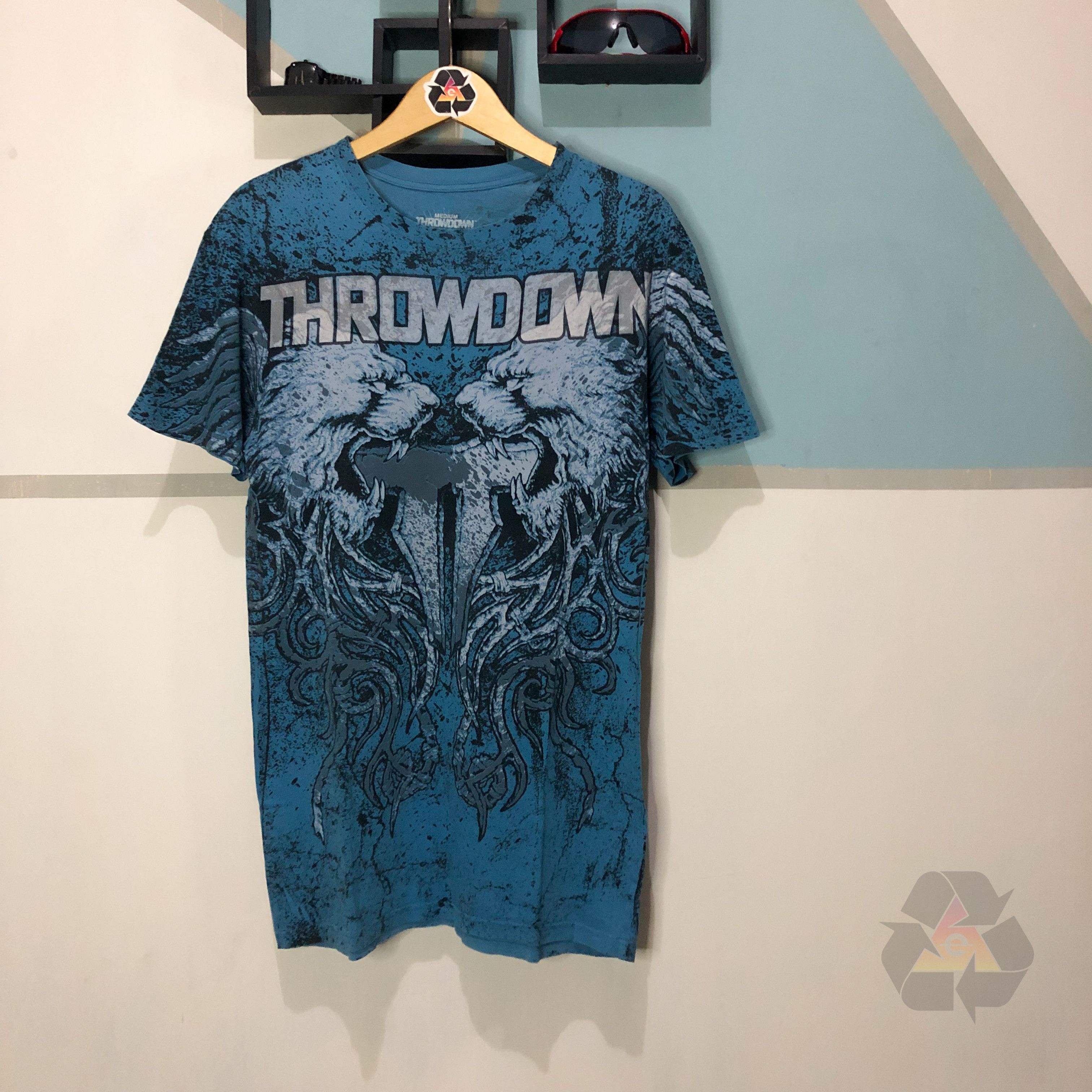 Affliction Vintage Throwdown By Affliction Rare Big Logo T-Shirt Y2K Size US M / EU 48-50 / 2 - 1 Thumbnail