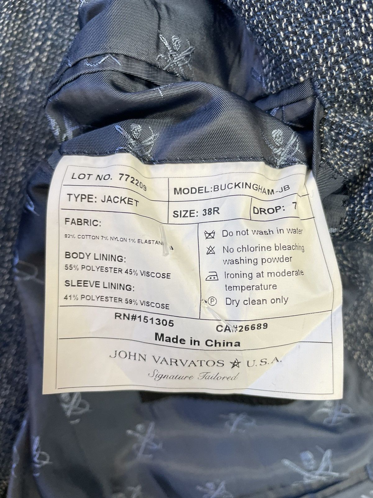 John Varvatos Textured Tweed Buckingham Jacket Size 38R - 9 Thumbnail