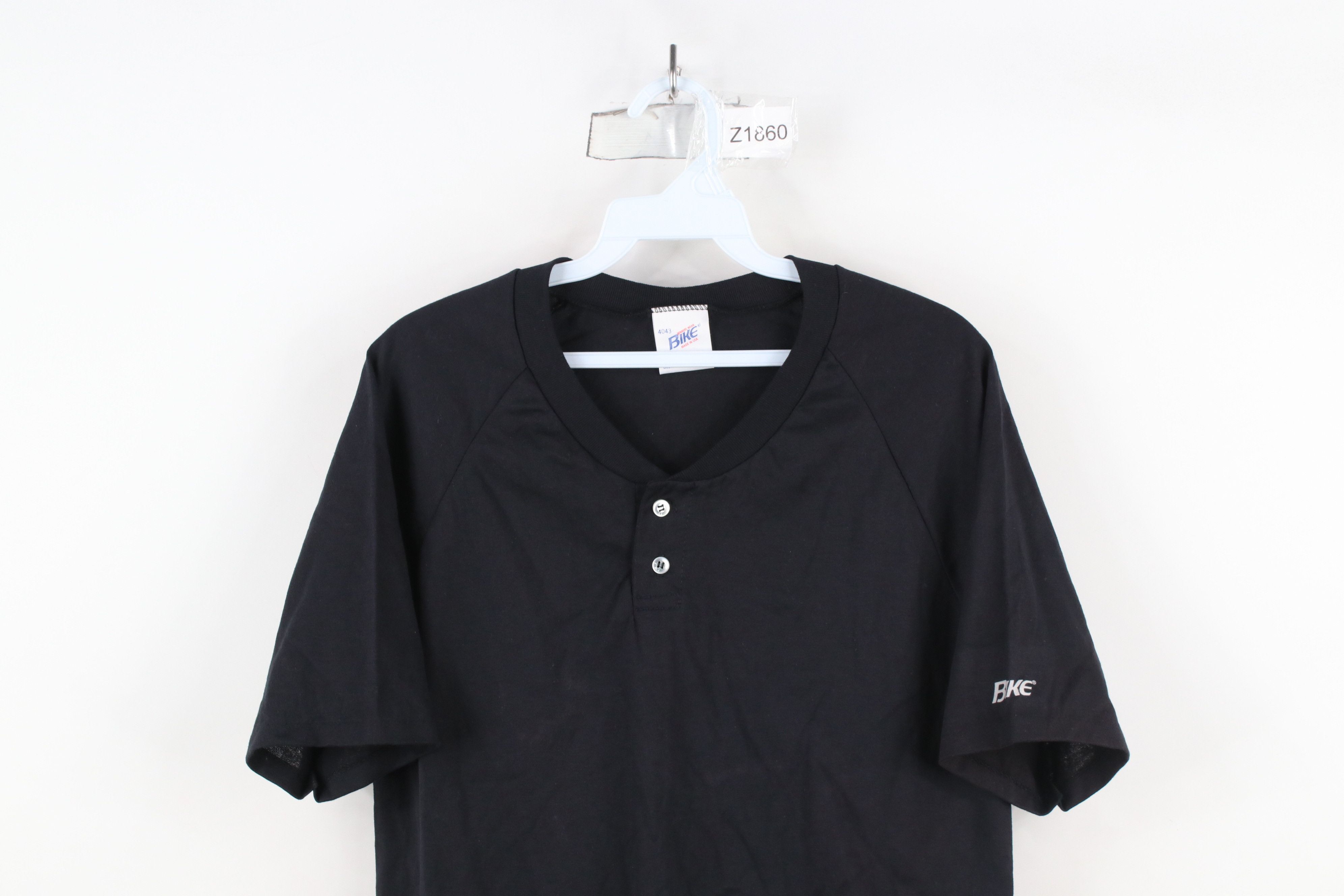 Vintage Vintage 80s 90s Streetwear Short Sleeve Henley T-Shirt USA Size US M / EU 48-50 / 2 - 2 Thumbnail