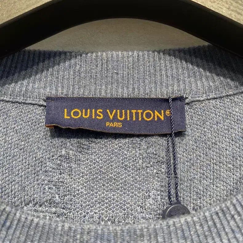 Louis Vuitton Louis Vuitton SS25 three-flower flocked sweater Size US XL / EU 56 / 4 - 3 Thumbnail