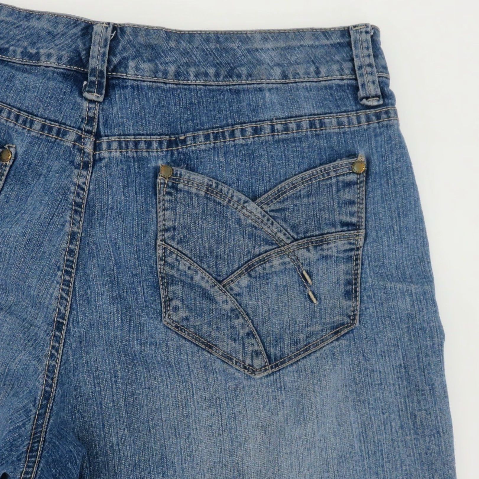 Gloria Vanderbilt VINTAGE Gloria Vanderbilt Womens 10 Perfect Fit Blue Denim Shorts Pockets Cotton Denim Shorts Casual Summer Spring Mom Size 32" / US 10 / IT 46 - 6 Thumbnail
