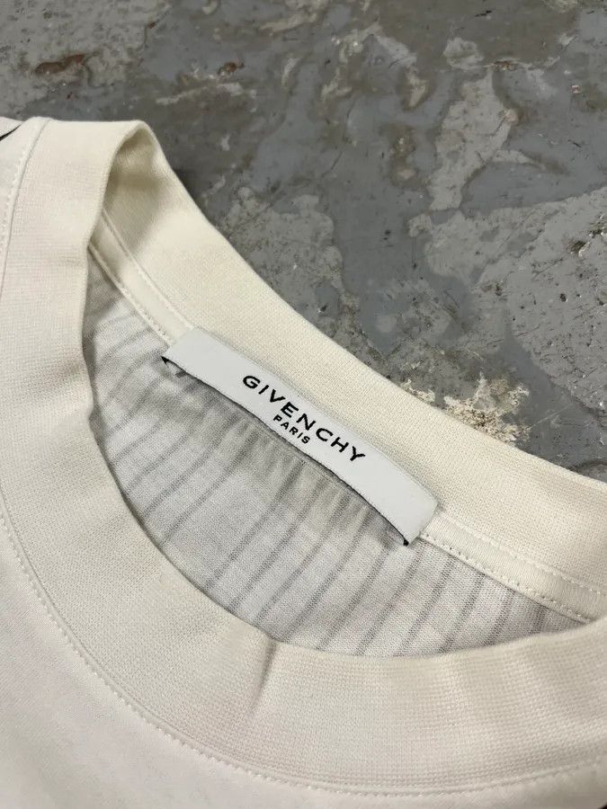 Givenchy SS2015 Givenchy White Cross T-Shirt by Riccardo Tisci Size US M / EU 48-50 / 2 - 7 Thumbnail