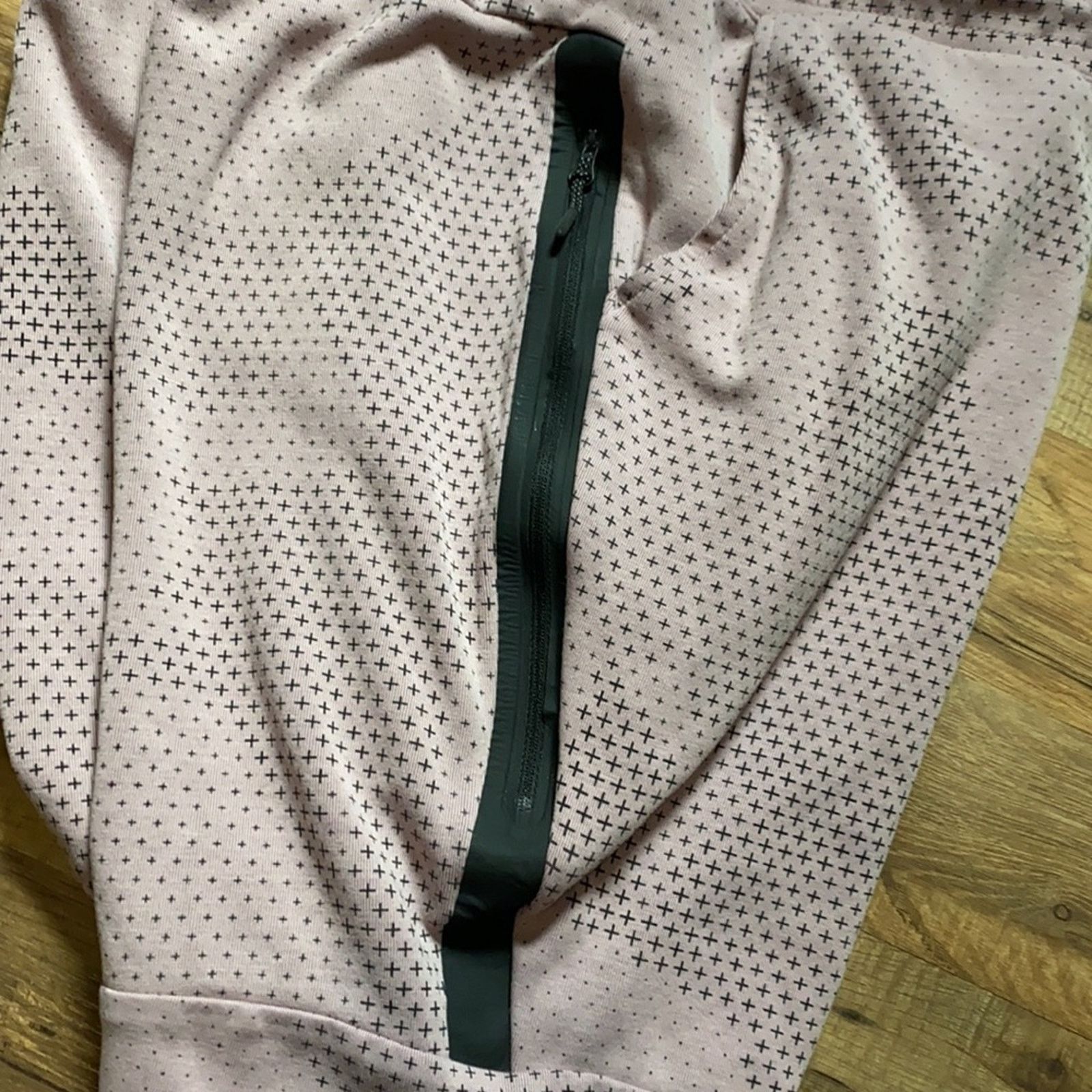 Nike 2013 Nike Tech Fleece Shorts Size US 30 / EU 46 - 6 Thumbnail