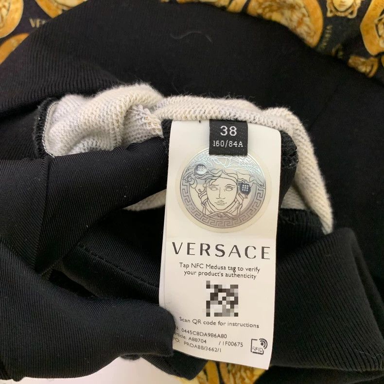 Versace Versace Medusa gold coin sweatshirt Size US S / EU 44-46 / 1 - 4 Thumbnail