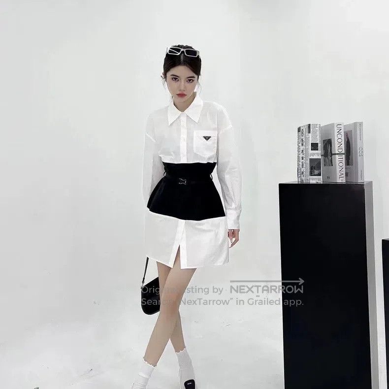 Prada Prada Colour-blocked medium-length long-sleeved dress Size XXS / US 00 / IT 34 - 6 Thumbnail