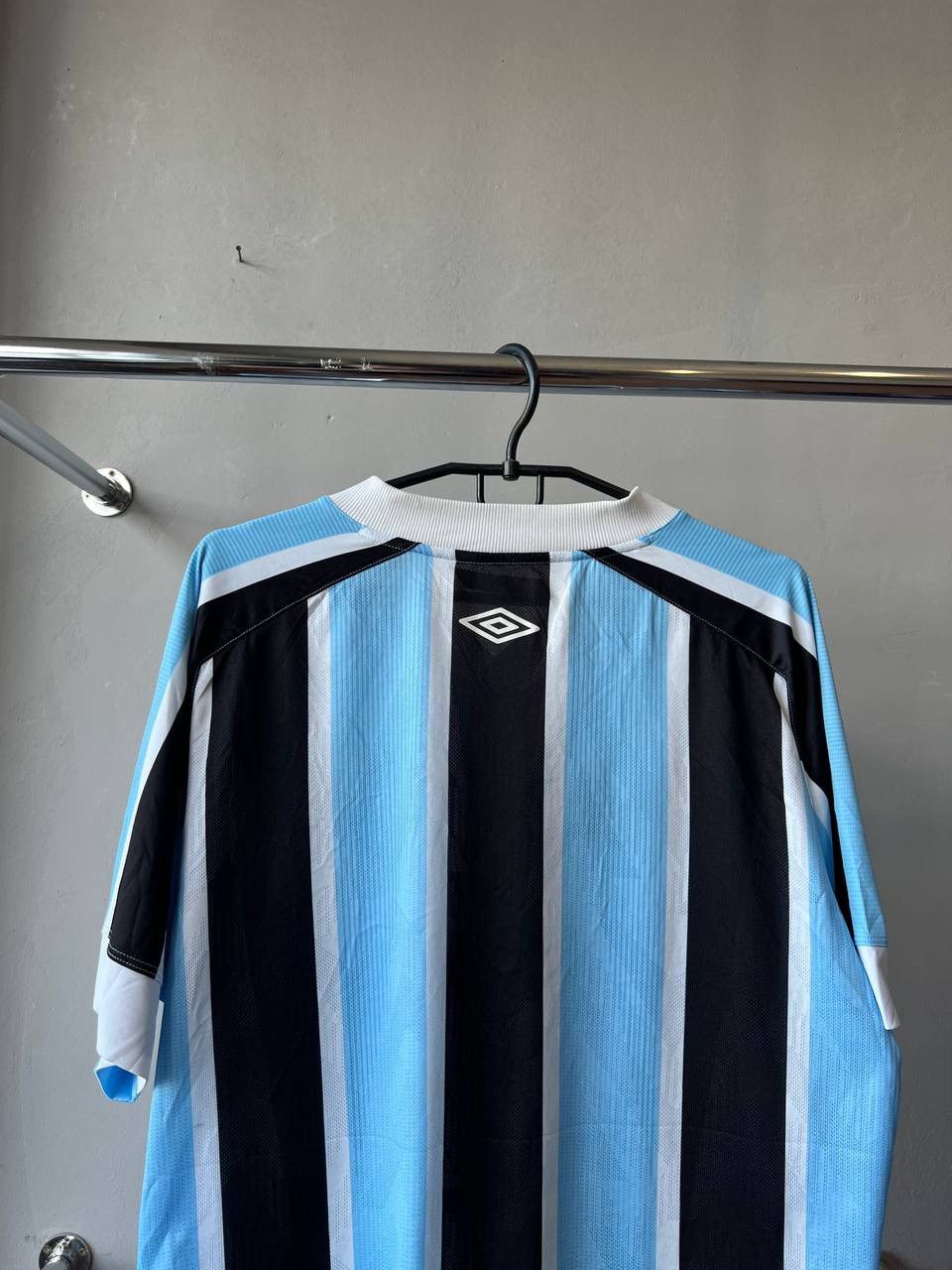 Umbro 2021/22 GREMIO FC HOME RARE SOCCER JERSEY SHIRT UMBRO SZ XL Size US XL / EU 56 / 4 - 18 Thumbnail
