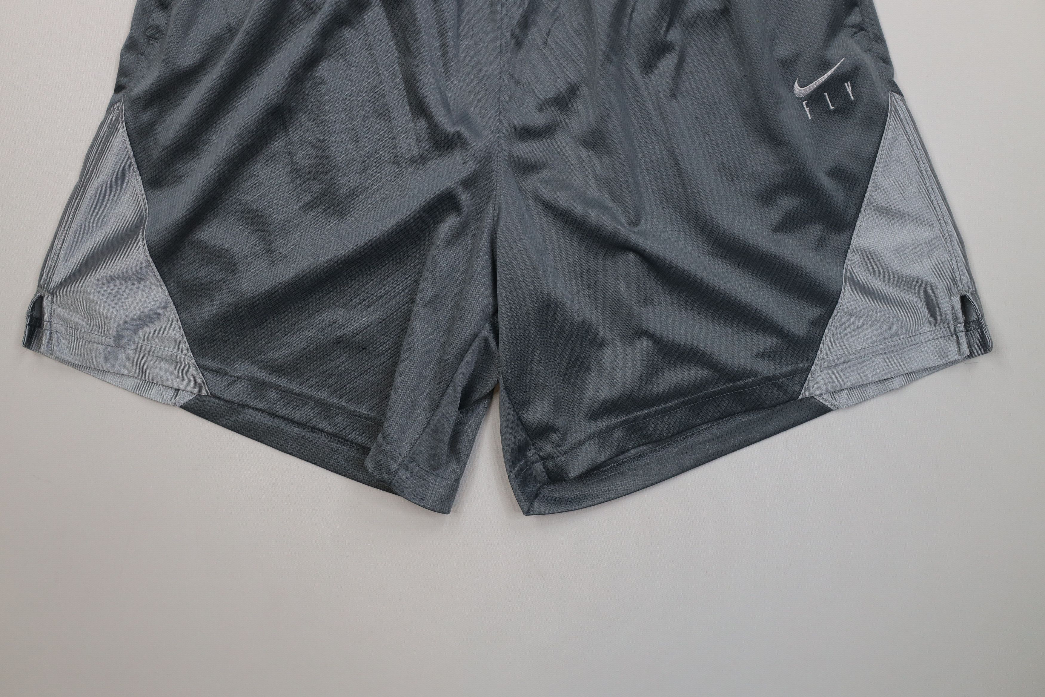 Nike Vintage Y2K Nike Fly Travis Scott Mini Swoosh Shorts Silver Size 26" / US 2 / IT 38 - 4 Thumbnail