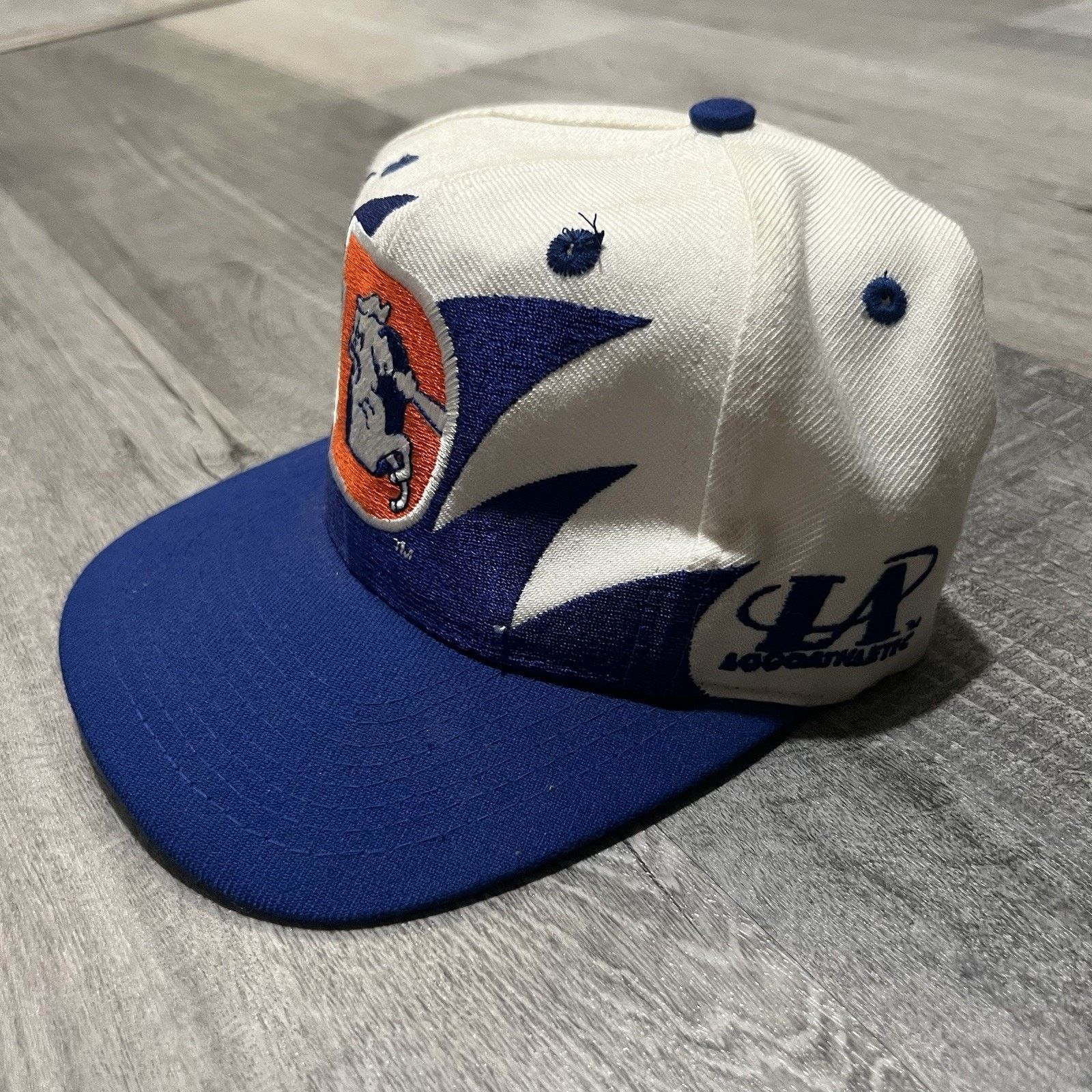 Logo Athletic Vintage SharkTooth Denver Broncos Logo Athletic 90s NFL Cap Size ONE SIZE - 3 Thumbnail