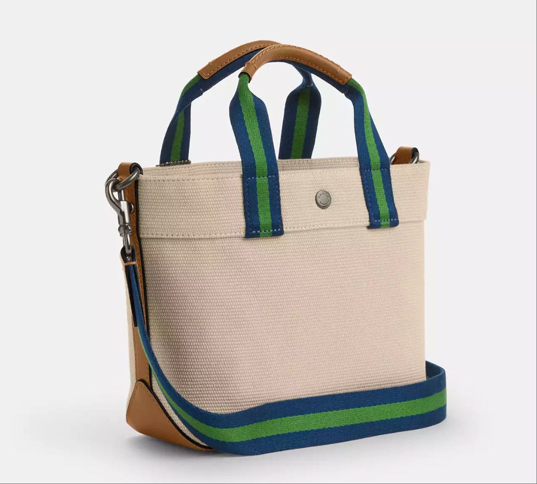 Coach NWT Coach Tote Bag 20 With Coach Graphic CBK29 Size ONE SIZE - 11 Thumbnail