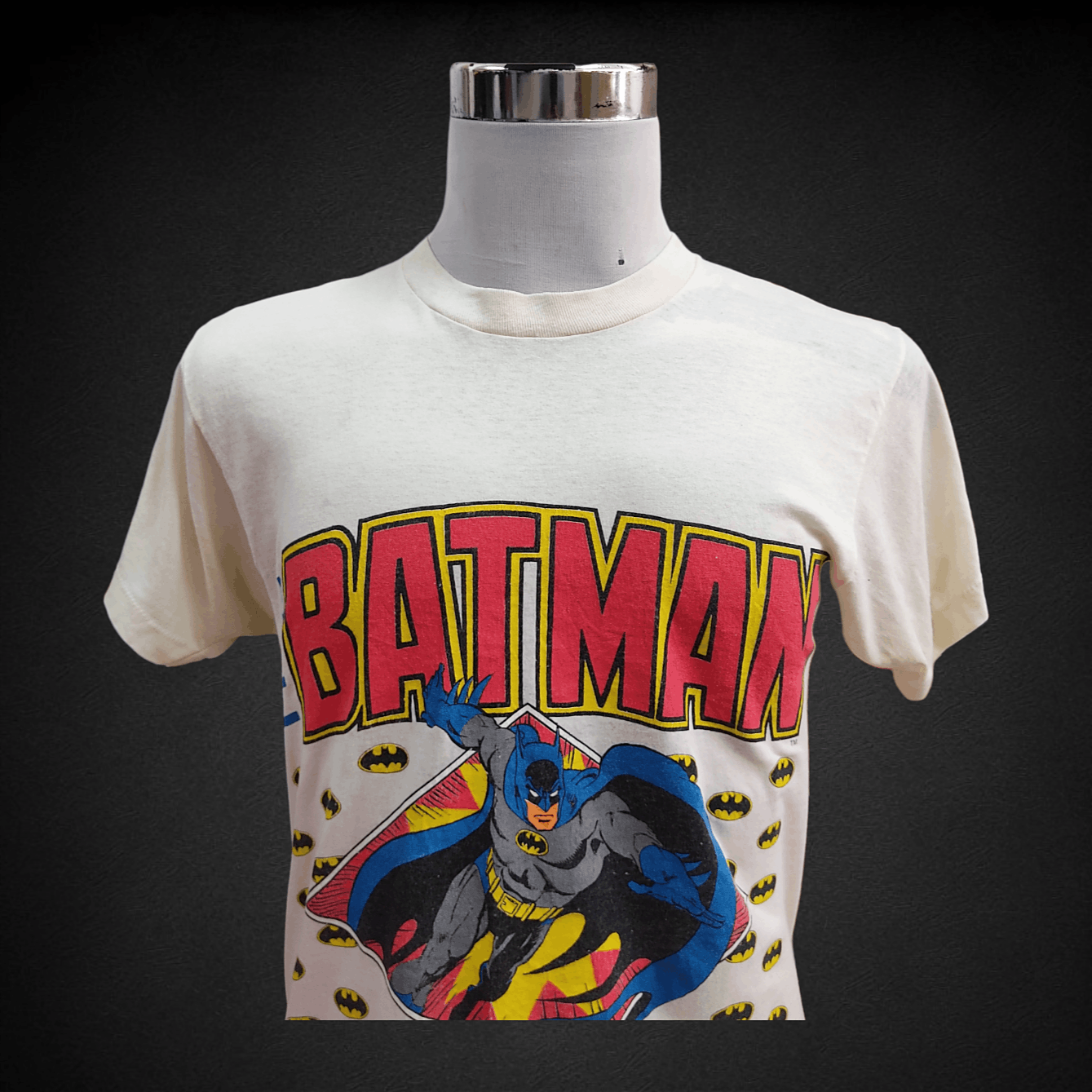 DC Comics O.G. Vtg 80s BATMAN Almost Paper Thin T-shirt Size US M / EU 48-50 / 2 - 2 Thumbnail