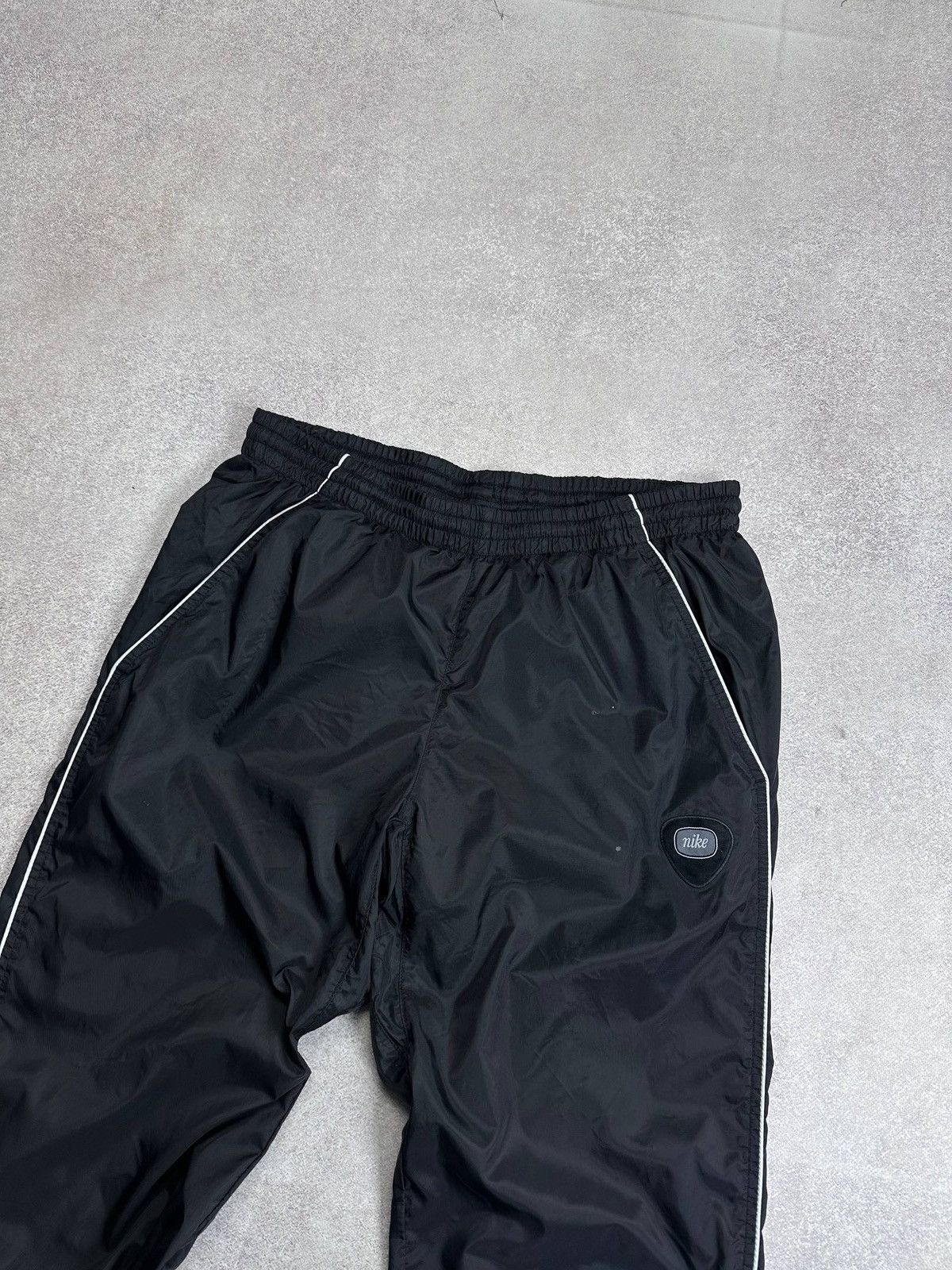 Nike Vintage 90s Nike Swoosh Y2K Baggy Skepta Style Track Pants S Size US 31 - 2 Thumbnail
