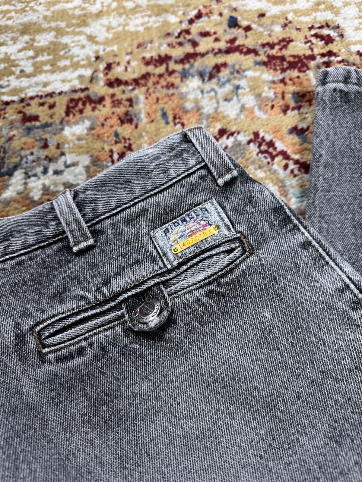 Other ᶠᵃⁿᶜʸᵍᵘʸ Vintage Baggy Washed Denim Jeans Wide leg Y2K Size US 33 - 3 Thumbnail