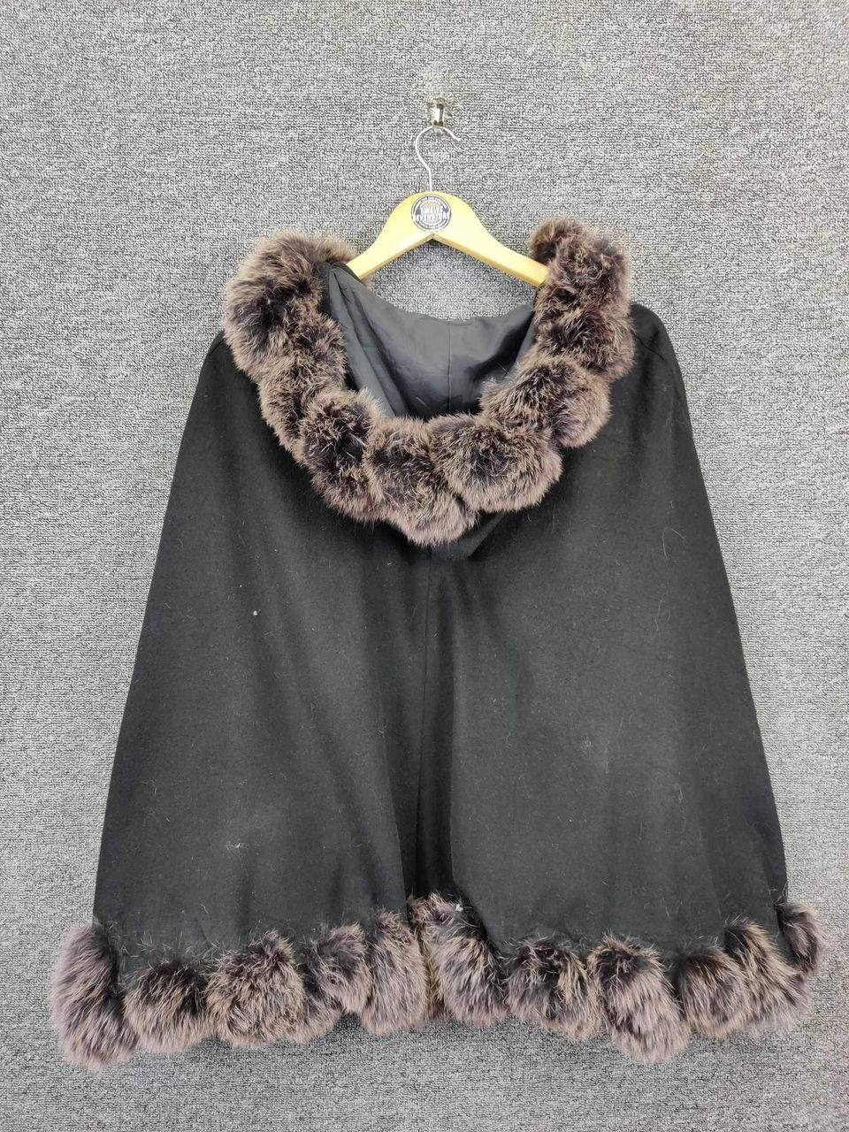 Balmain Nice❗Vintage Balmain Paris Faux Fur Poncho Jacket Size US L / EU 52-54 / 3 - 7 Thumbnail