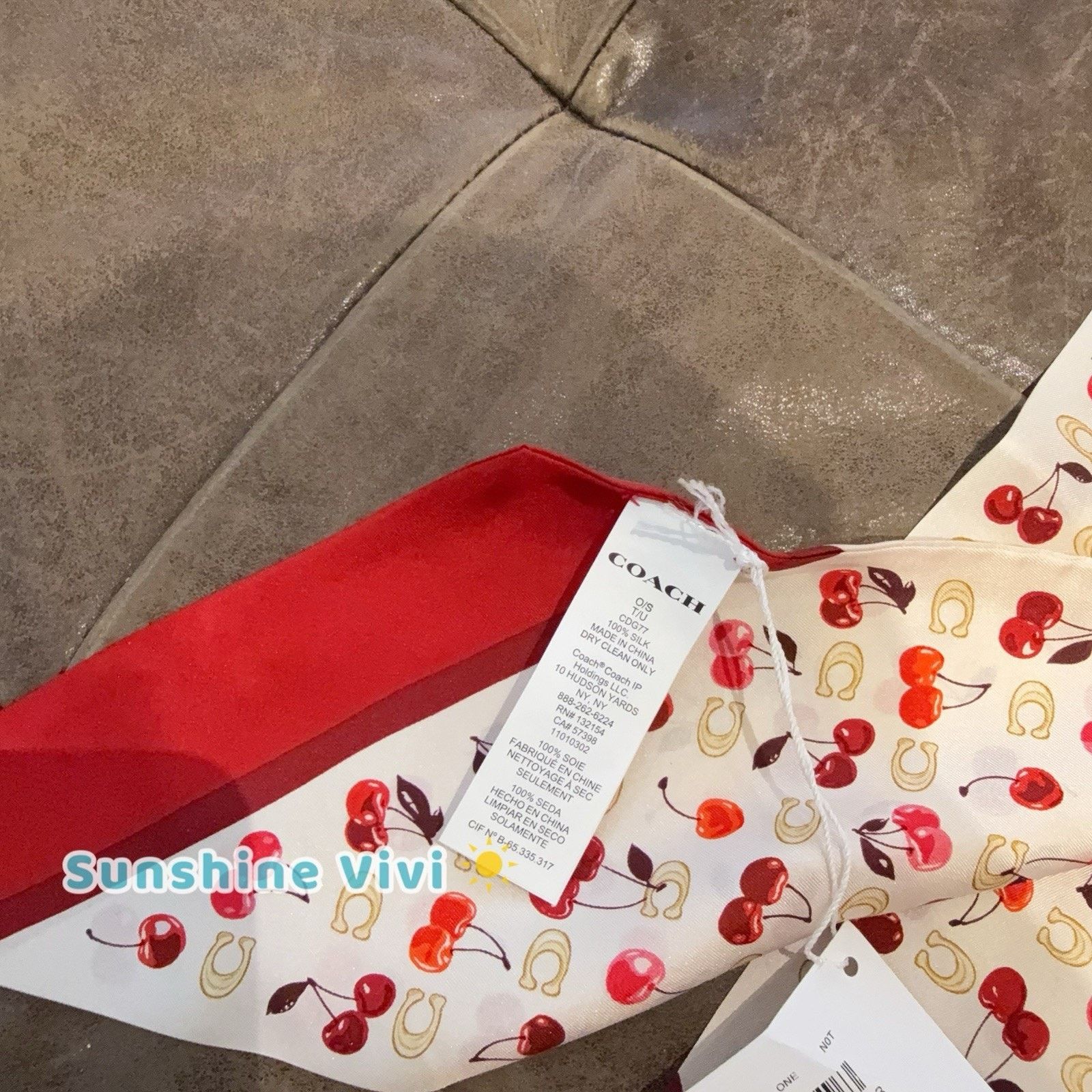 Coach NWT Bundle Coach cherry Scarf cdg77 CY676 Small Maggie Tote Size ONE SIZE - 9 Thumbnail