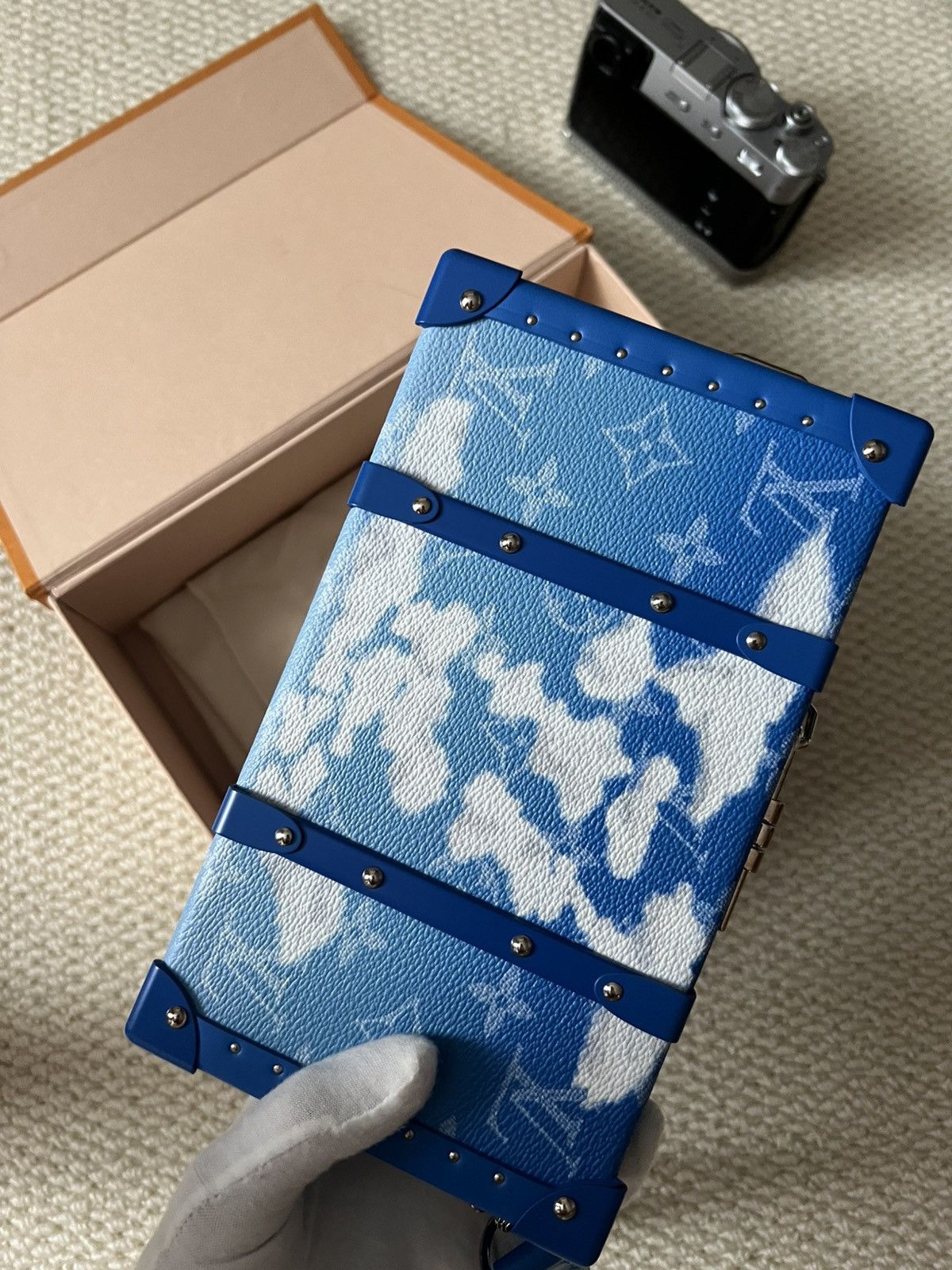 Louis Vuitton Wallet Trunk Louis Vuitton Limited Blue Trunk Size ONE SIZE - 14 Thumbnail