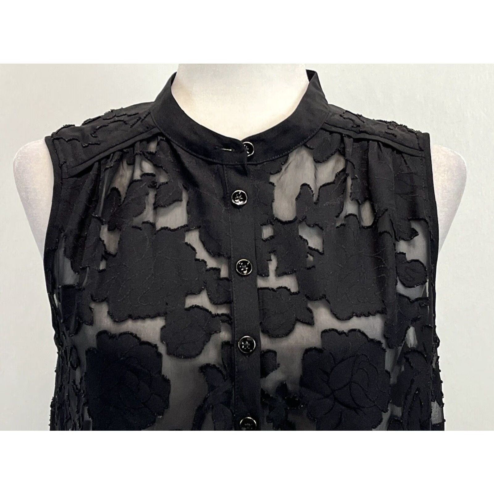 Vintage CAbi Sheer Lace Blouse Womens Small Black Sleeveless Size S / US 4 / IT 40 - 5 Thumbnail