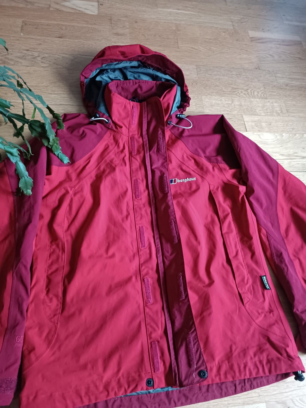 Berghaus Men’s jacket Berghaus gore-tex Size US S / EU 44-46 / 1 - 6 Thumbnail